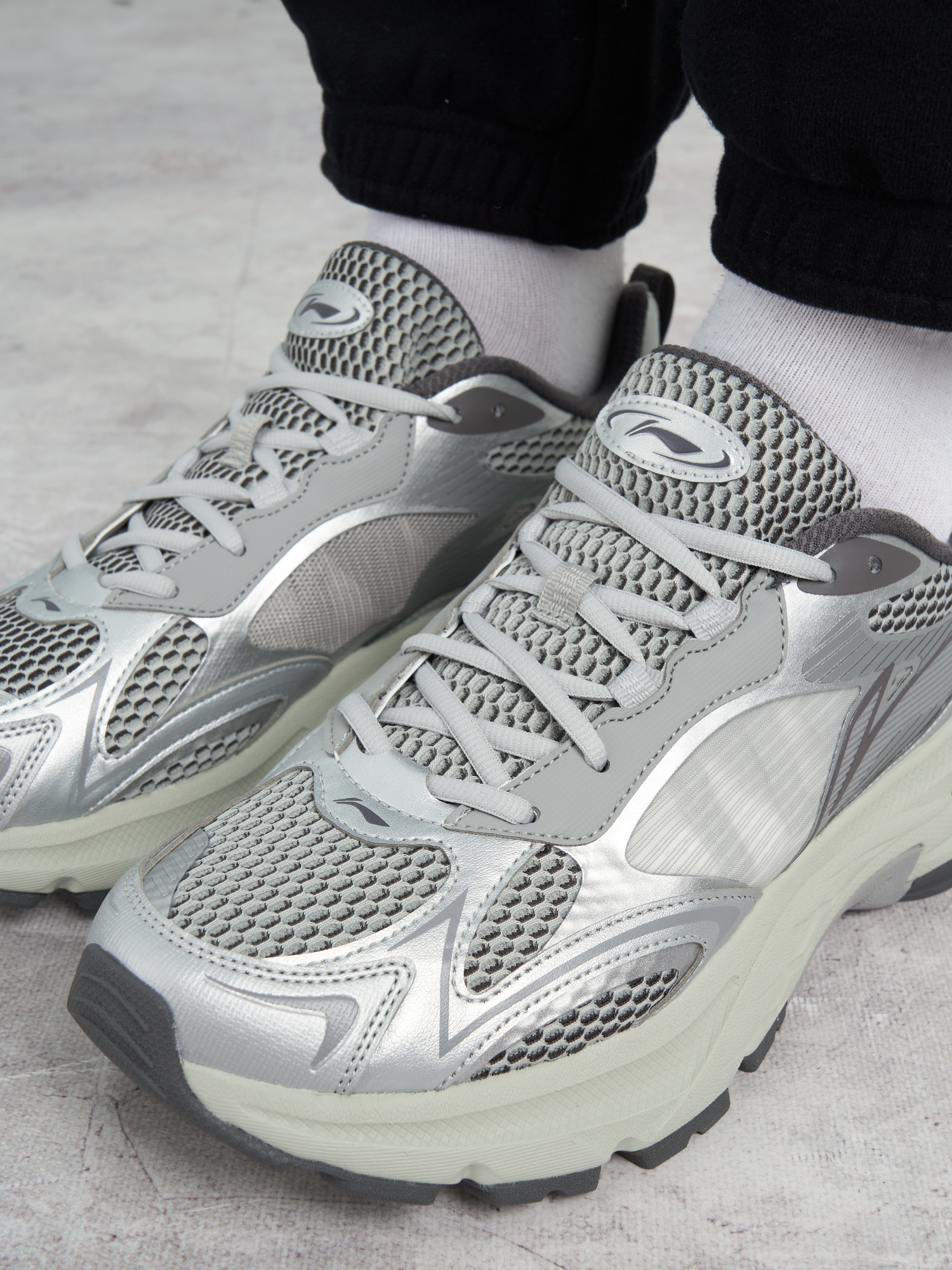 фото Кроссовки мужские li-ning wind walker, серый
