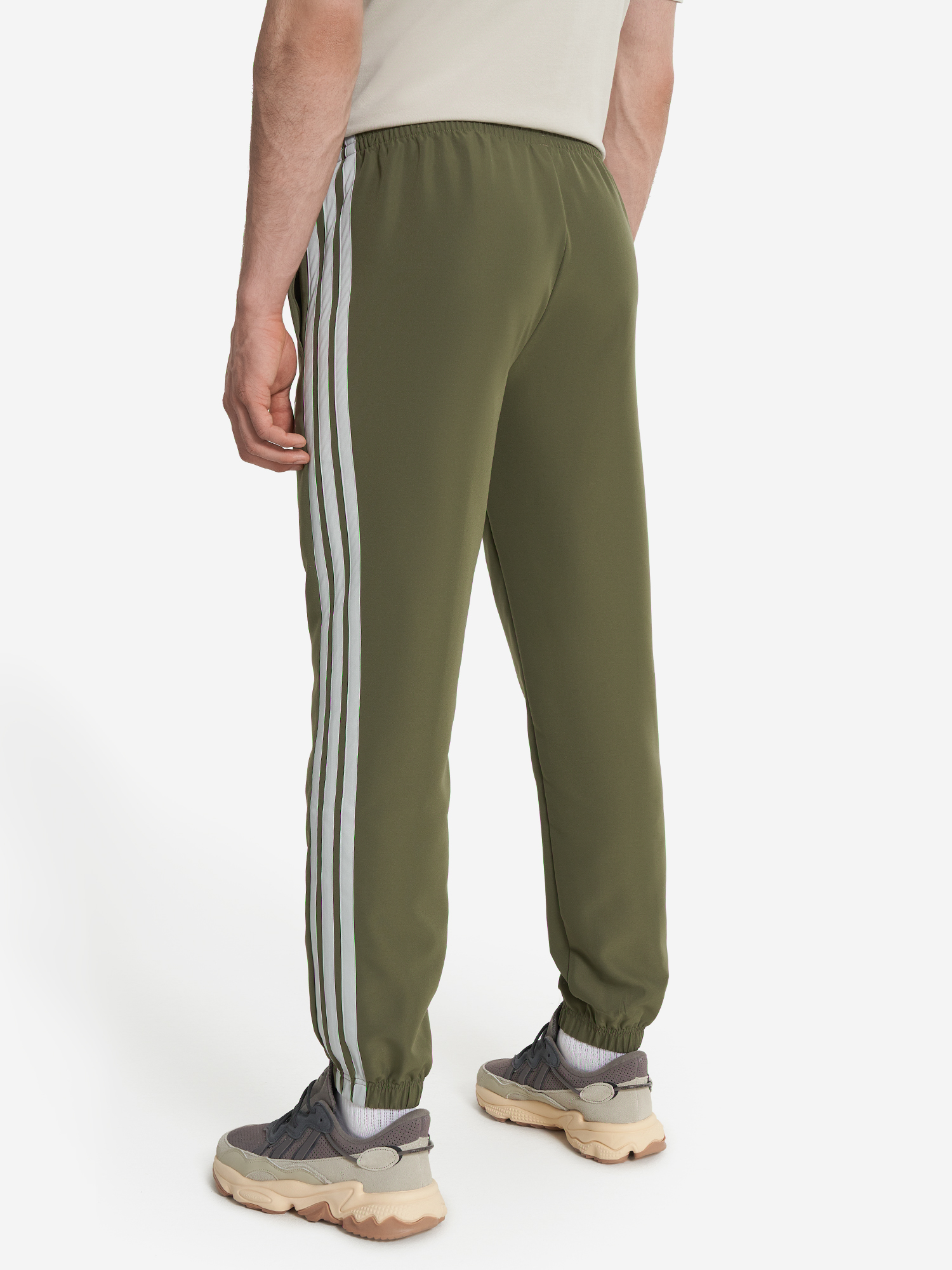 фото Костюм мужской adidas, зеленый