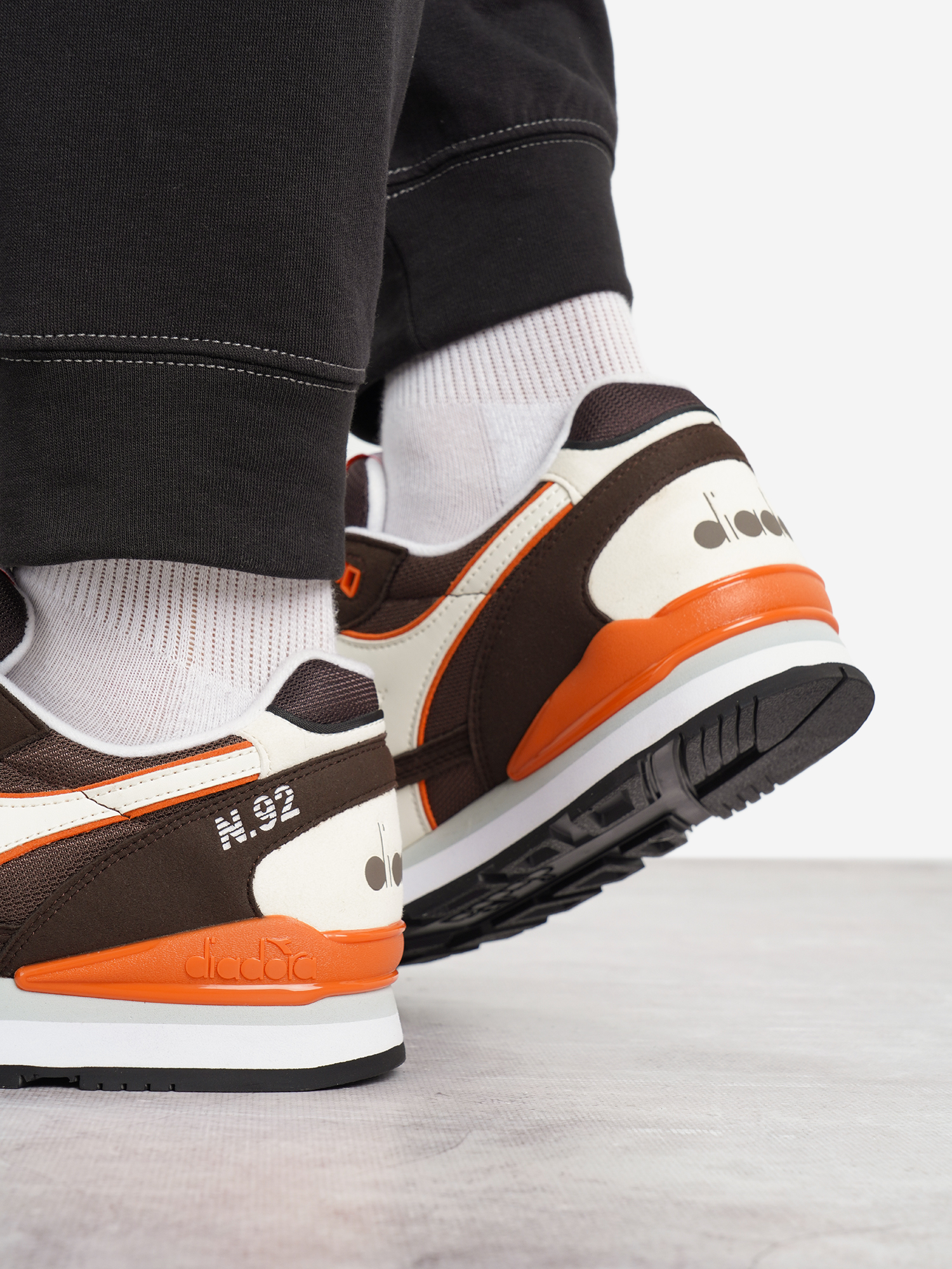 фото Кроссовки мужские diadora n.92, коричневый