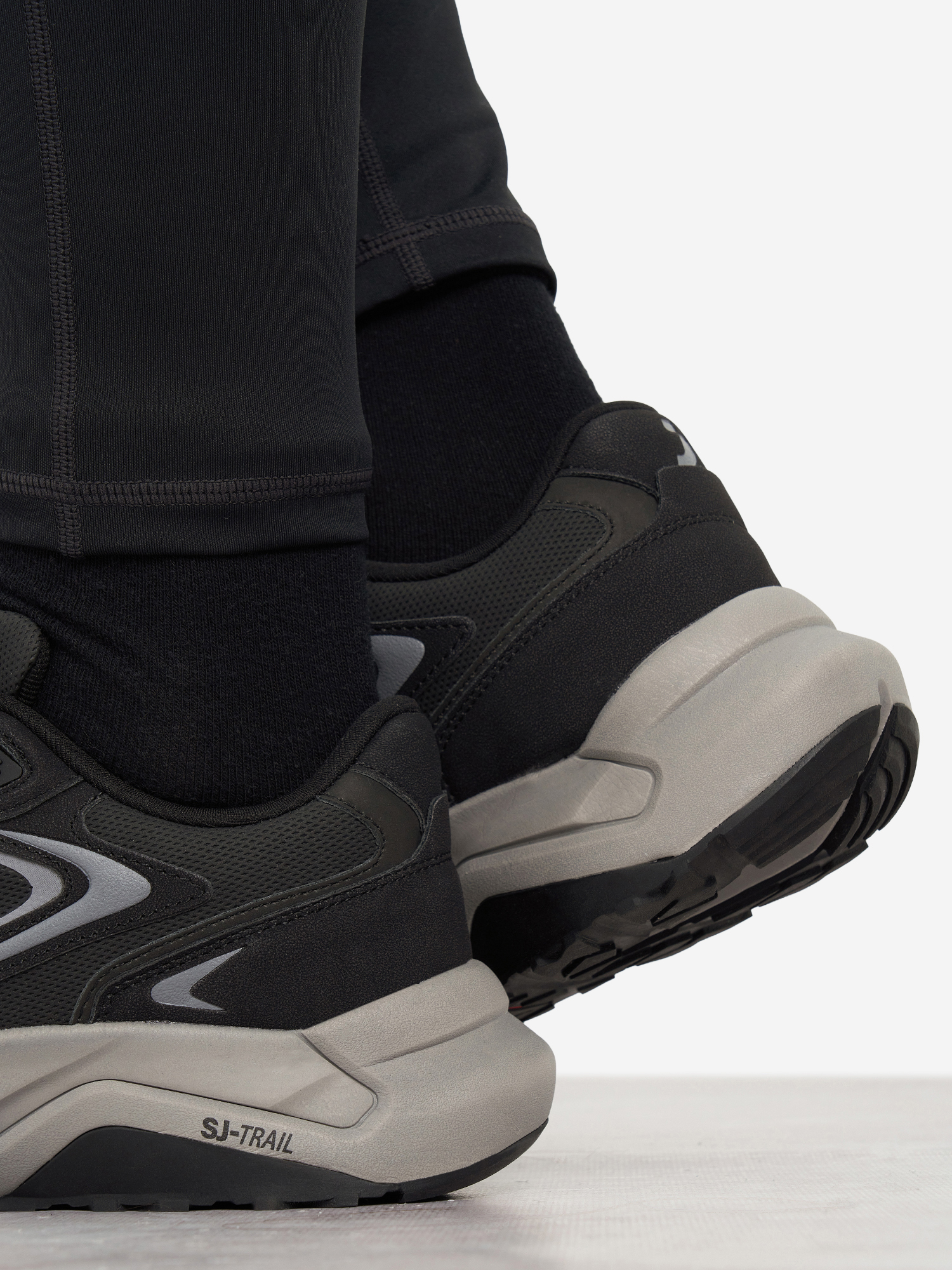 фото Кроссовки мужские safety jogger hiro trail, черный