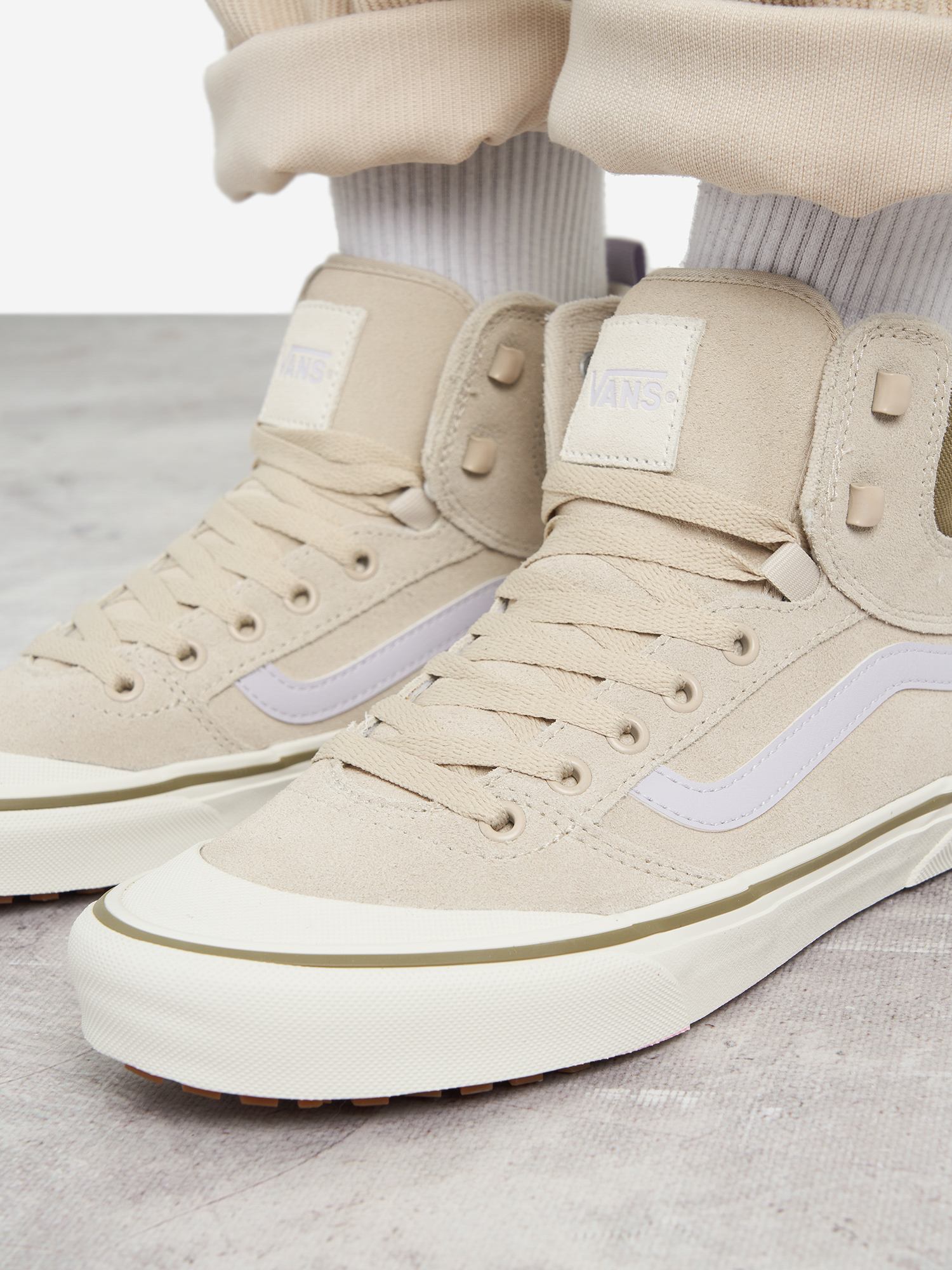фото Кеды женские vans ashwood hi vansguard, бежевый