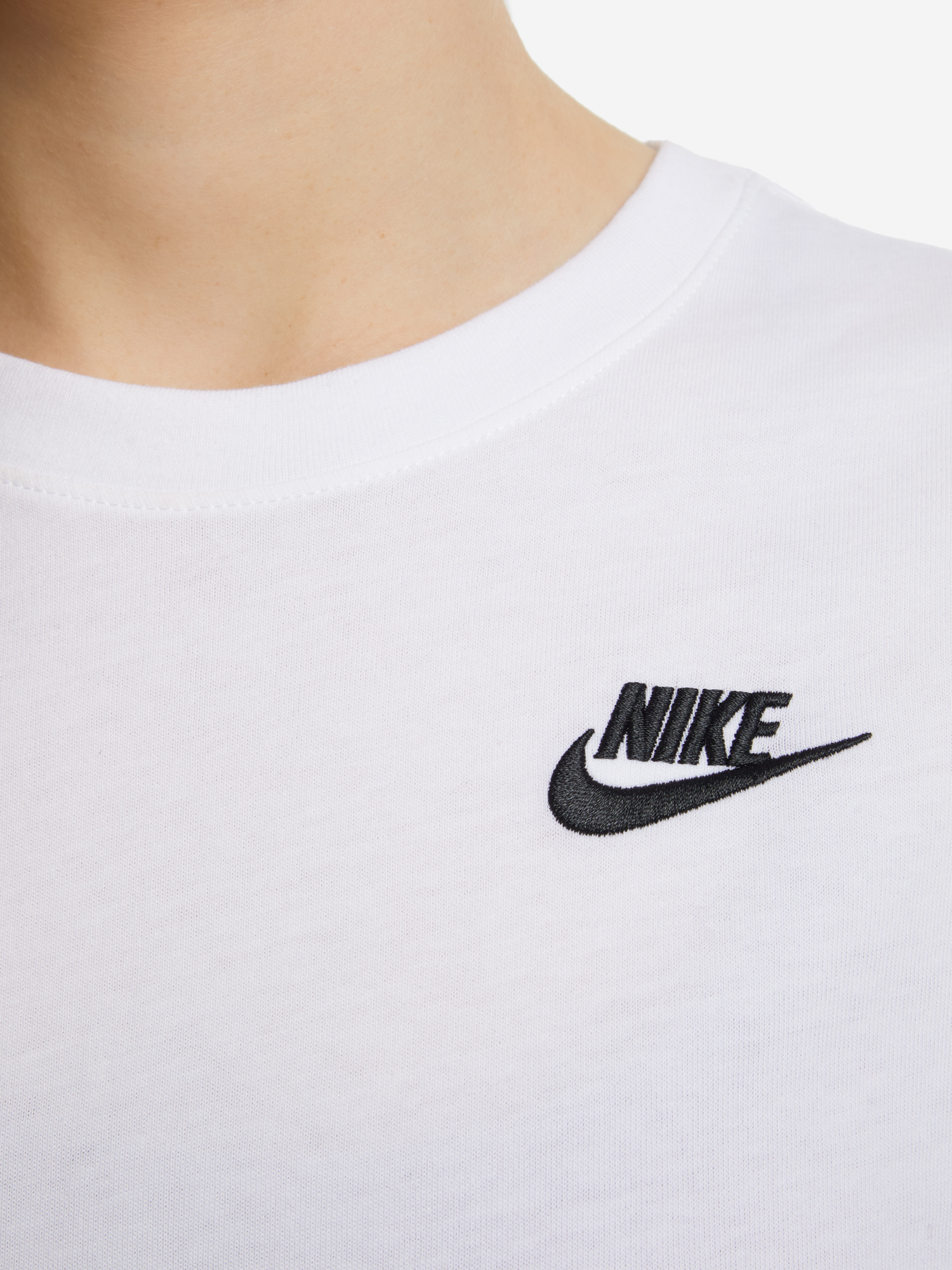 фото Футболка женская nike club essentials, белый