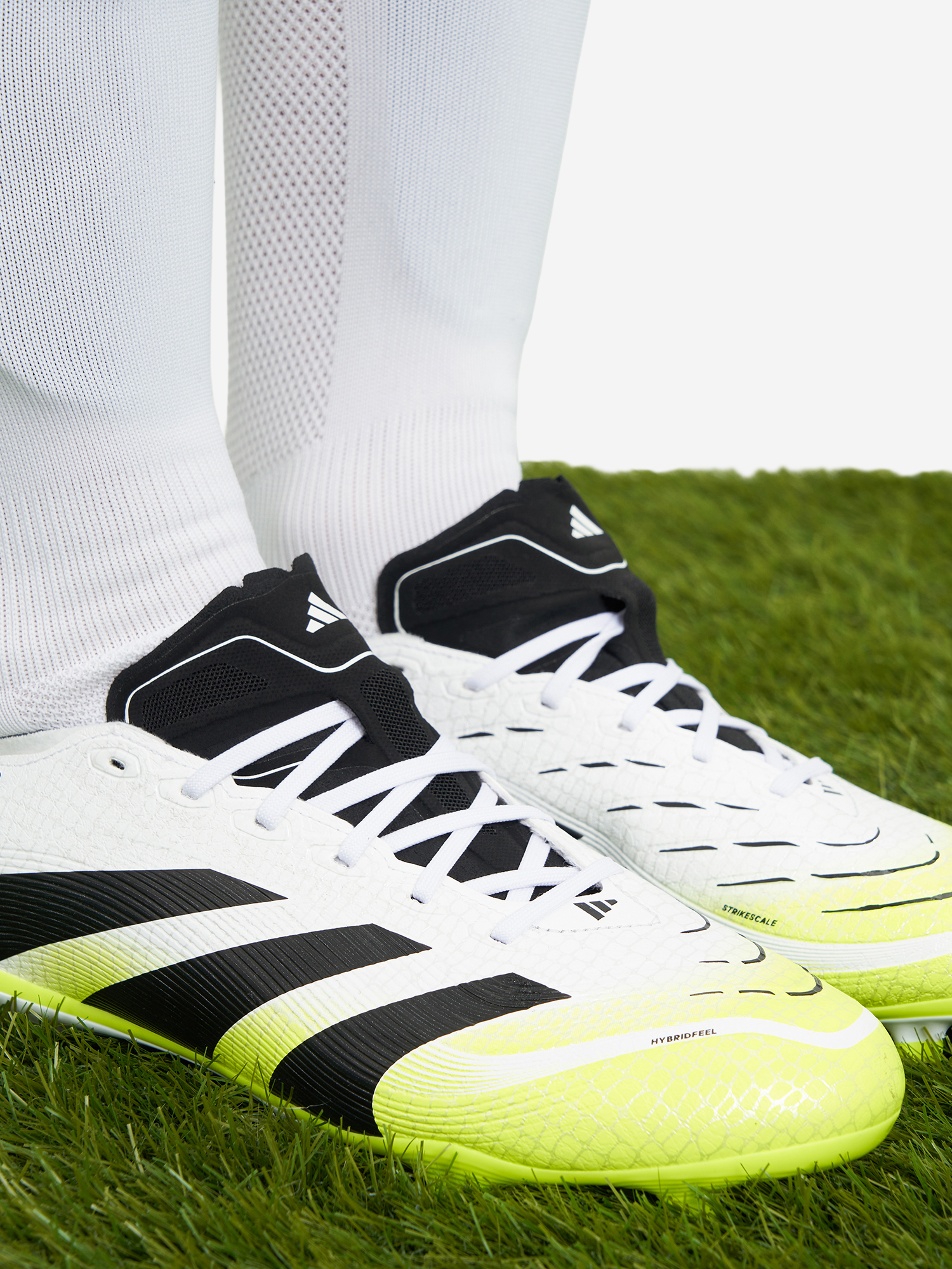 фото Бутсы мужские adidas predator league, белый
