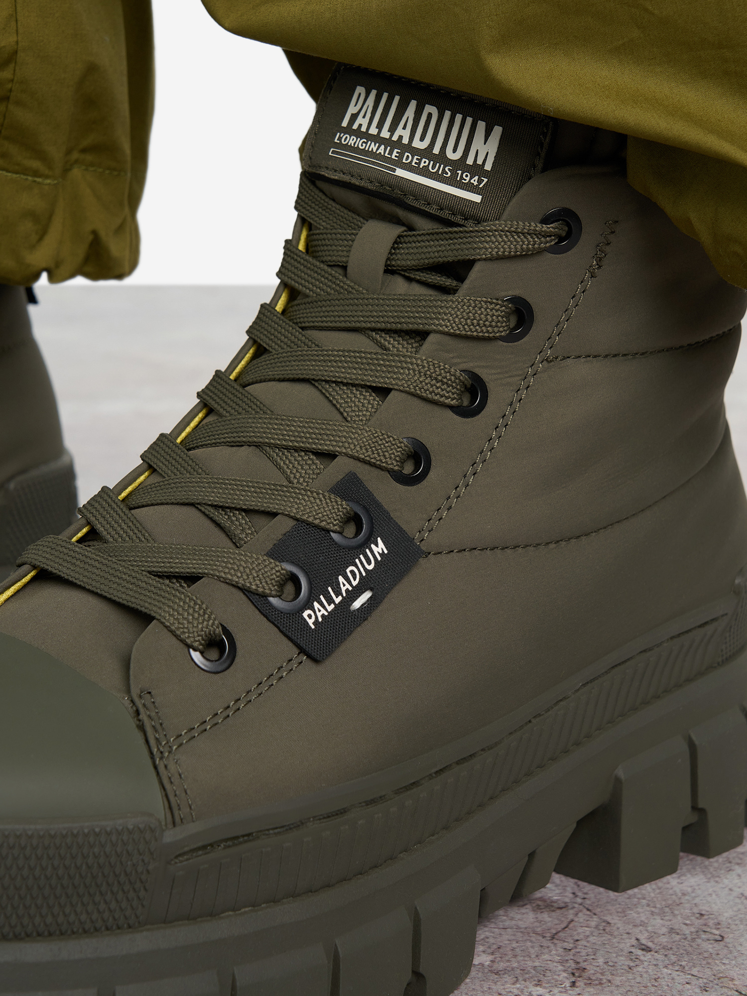 фото Ботинки утепленные женские palladium revolt overcush, зеленый