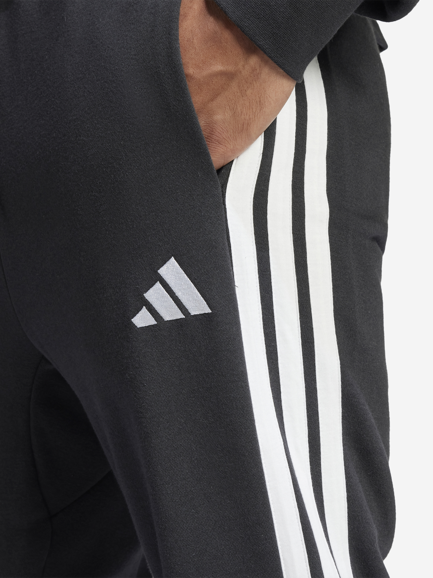фото Брюки мужские adidas, черный