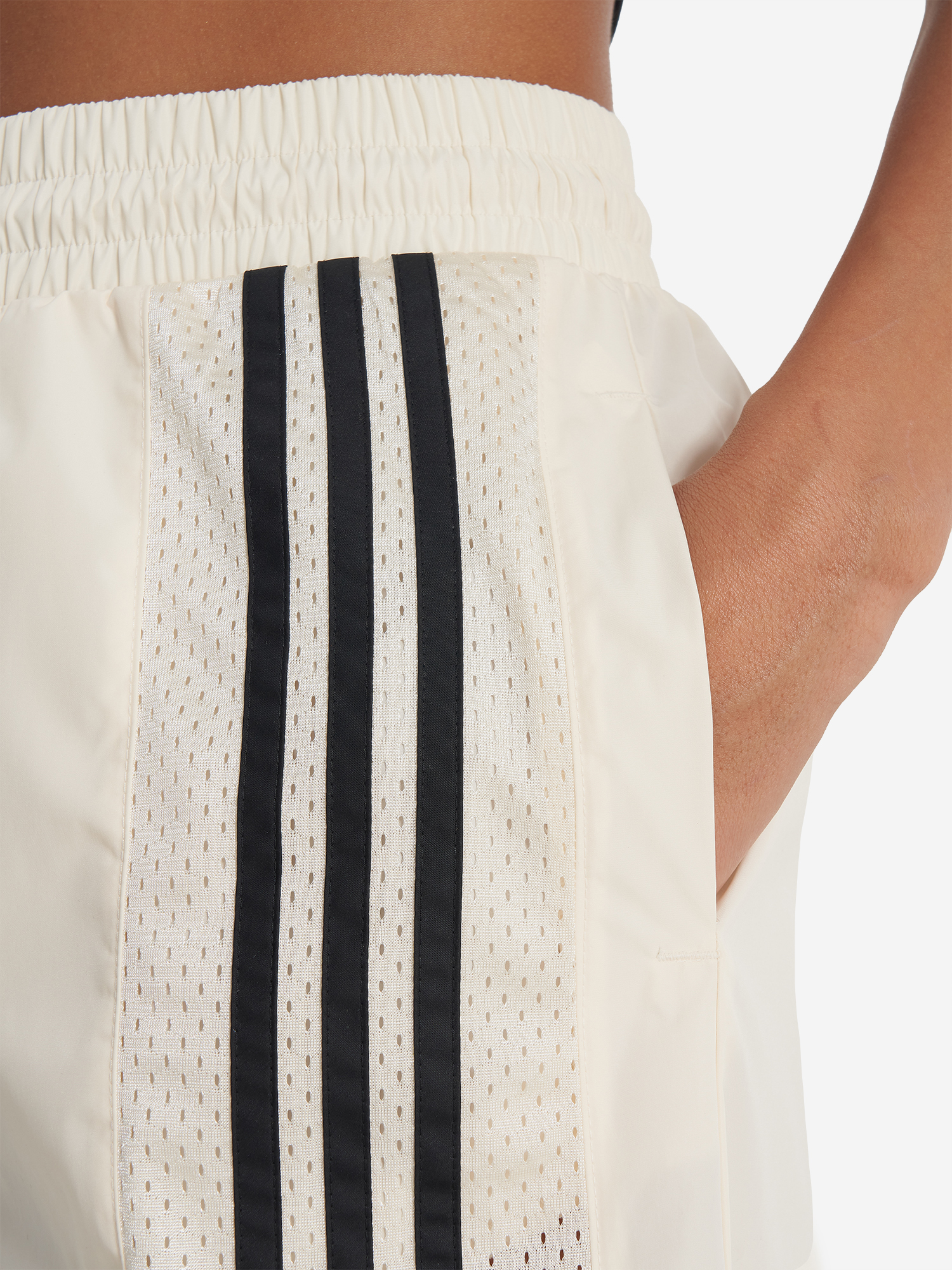 фото Брюки женские adidas, бежевый