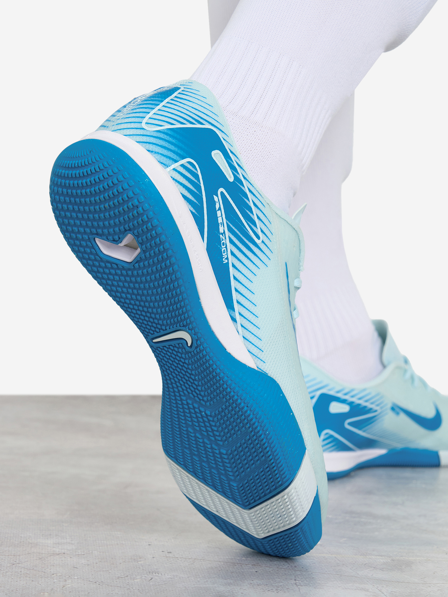 фото Бутсы мужские nike zoom vapor 16 academy ic, голубой