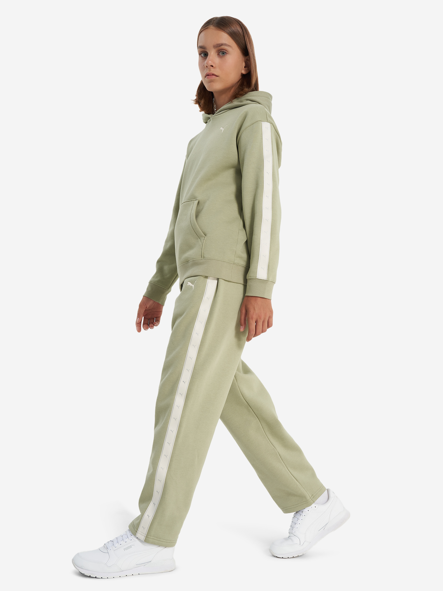 фото Брюки для девочек puma tape relaxed, зеленый