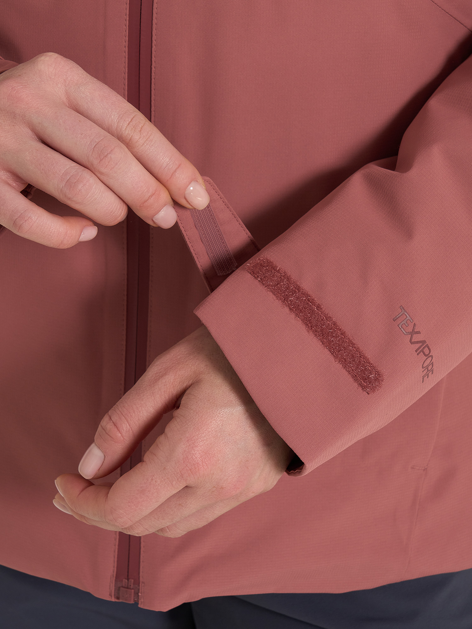 фото Куртка утепленная женская jack wolfskin wisper, красный