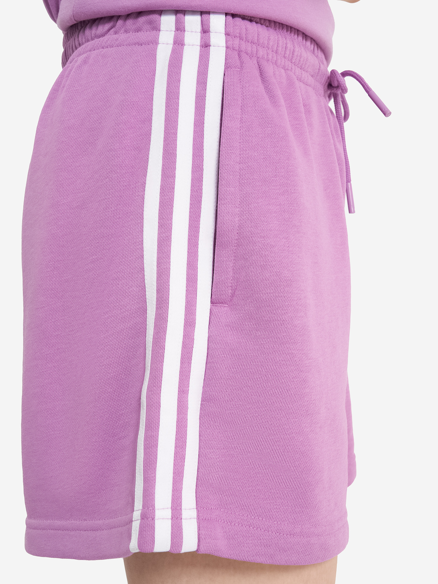 фото Шорты женские adidas, фиолетовый