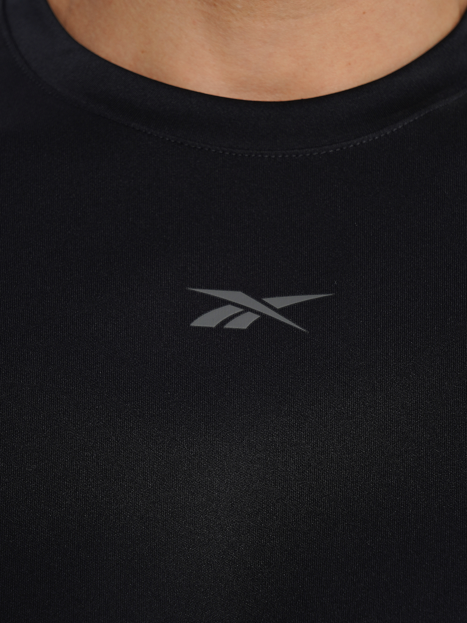 фото Лонгслив мужской reebok id train, черный