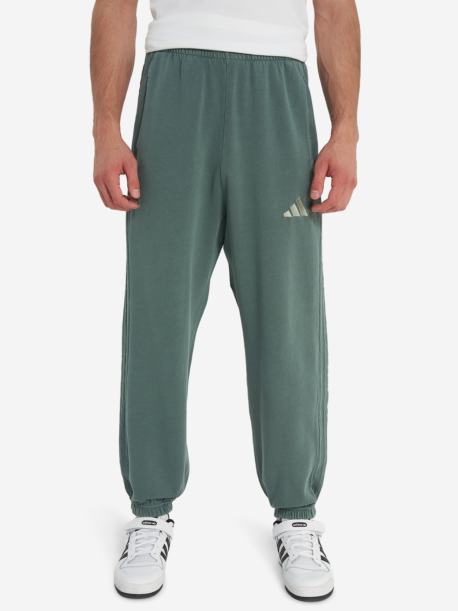 фото Брюки мужские adidas, зеленый