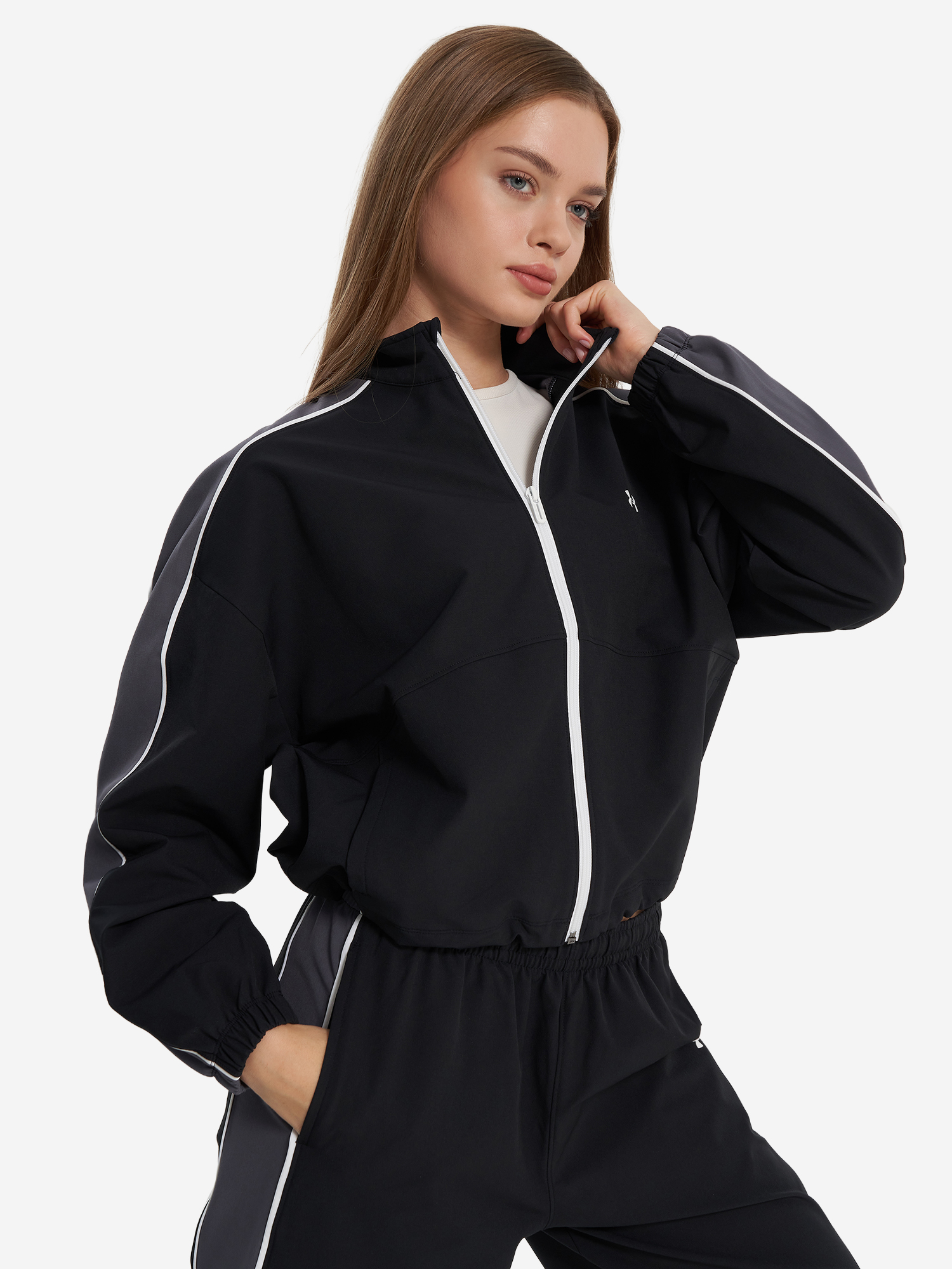 фото Ветровка женская under armour rival, черный