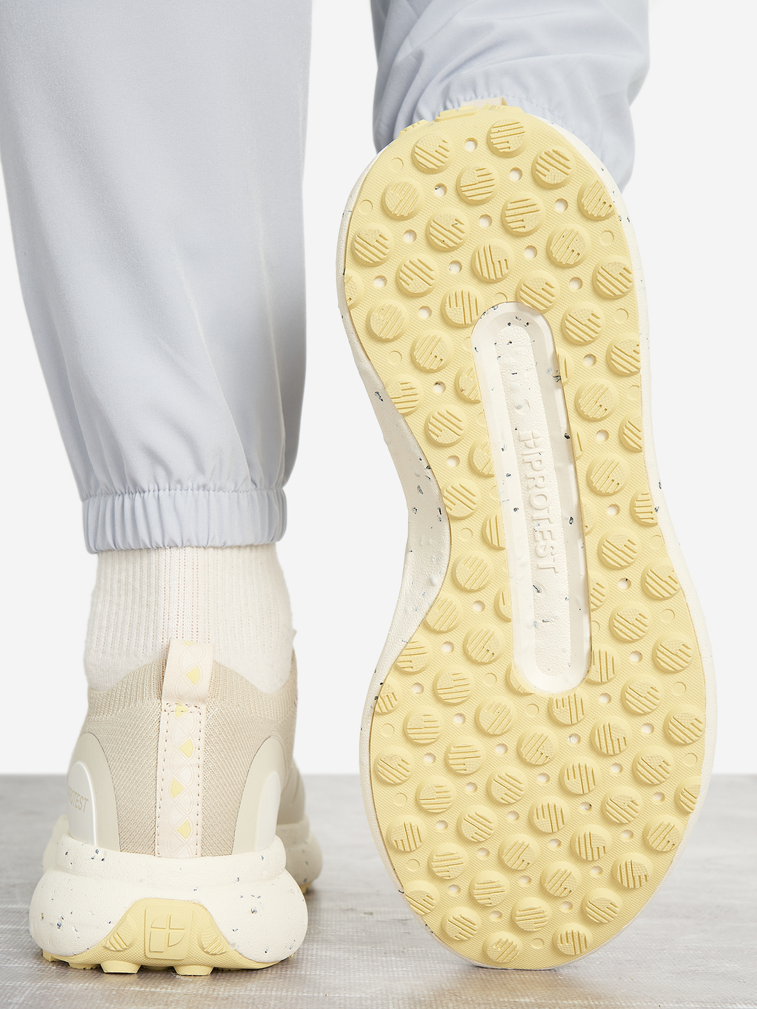 фото Кроссовки женские protest kook knit, бежевый