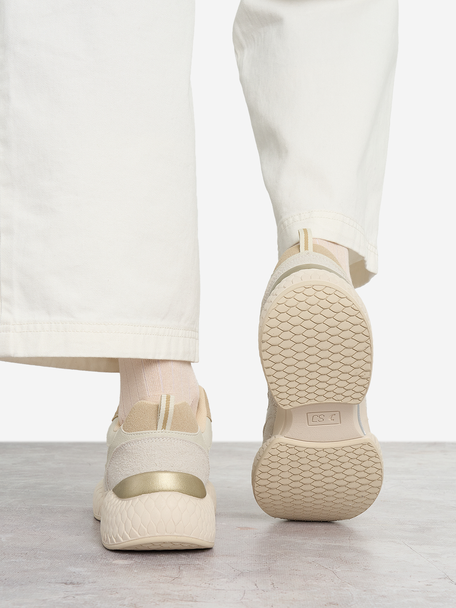 фото Кроссовки женские safety jogger, бежевый