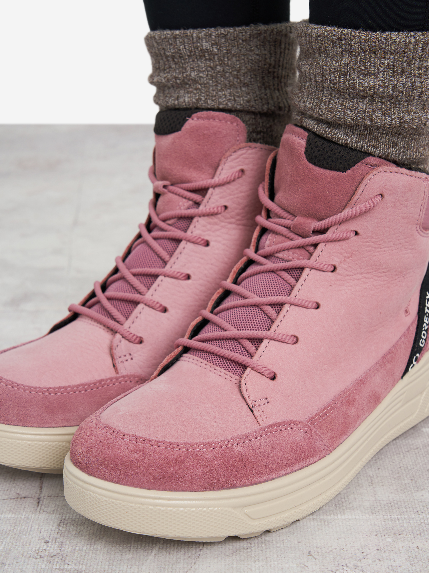 фото Ботинки для девочек ecco urban snowboarder, розовый