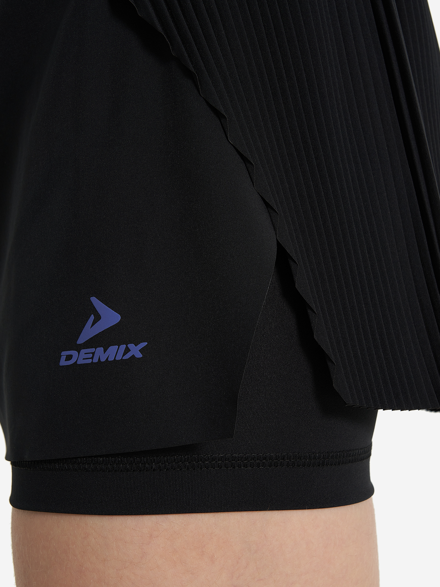 фото Юбка-шорты женская demix running tech, черный