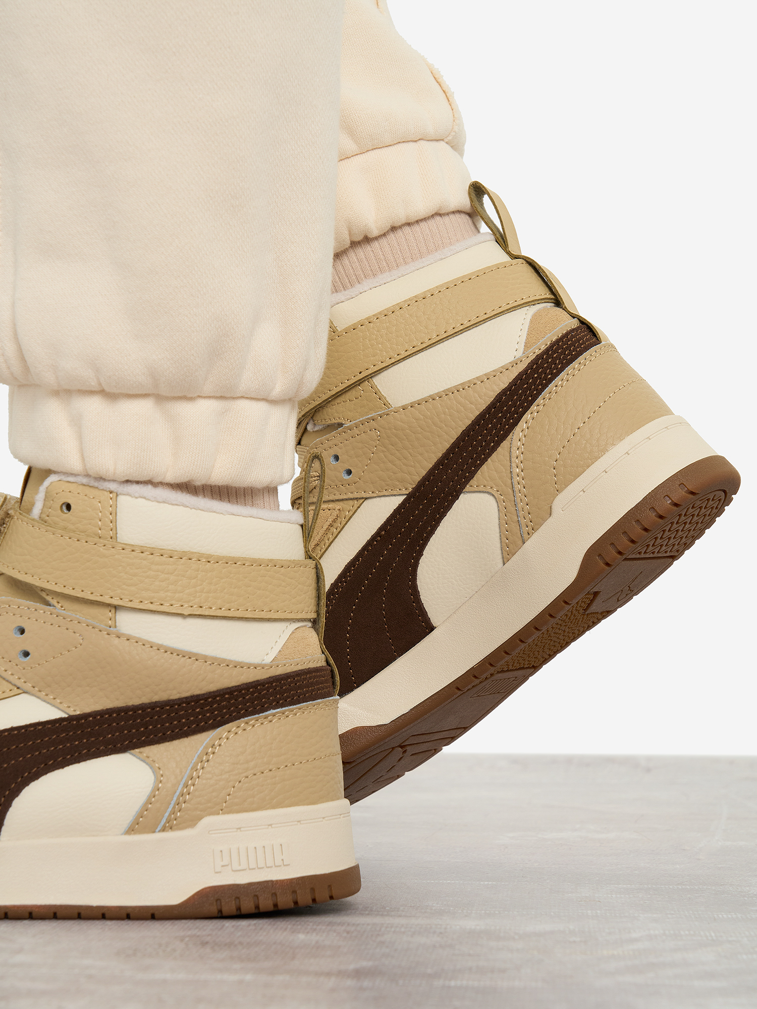 фото Кеды утепленные женские puma rbd game wtr, бежевый