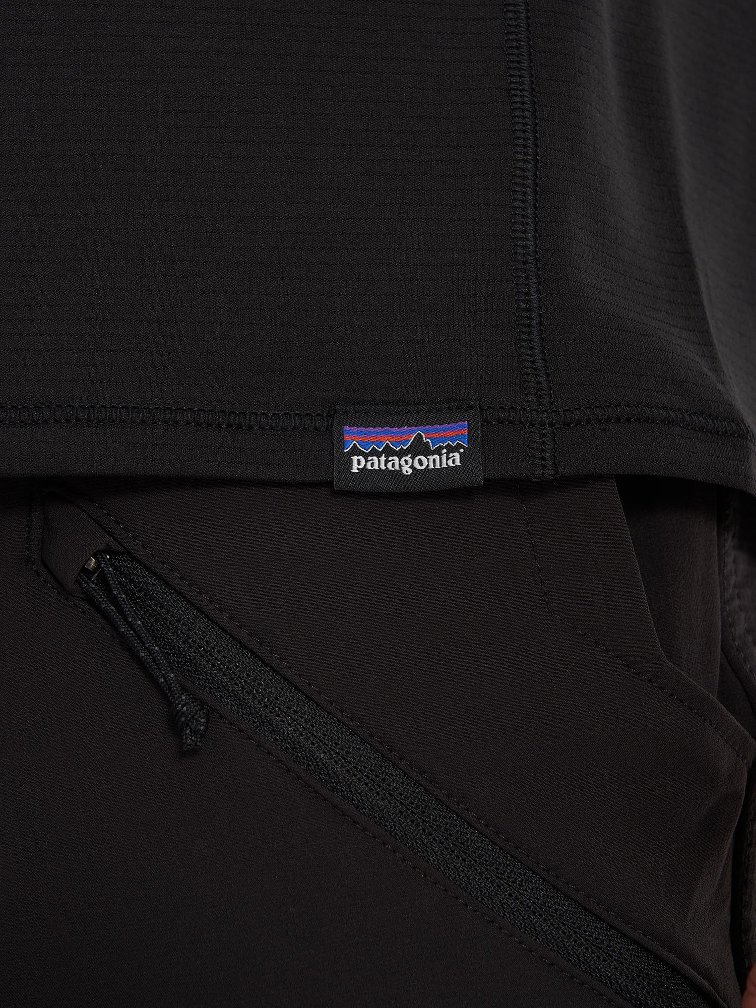 фото Лонгслив мужской patagonia cool lightweight, черный