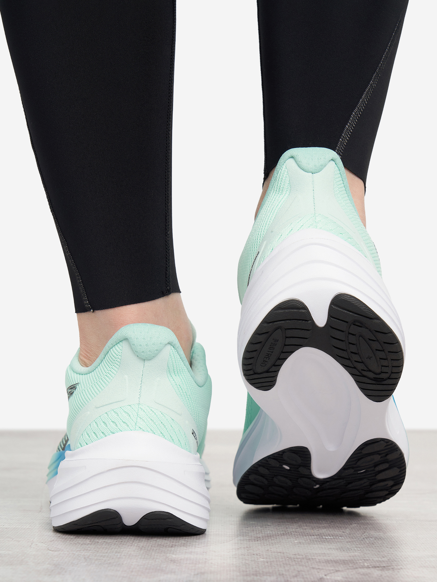 фото Кроссовки женские puma darter pro, зеленый
