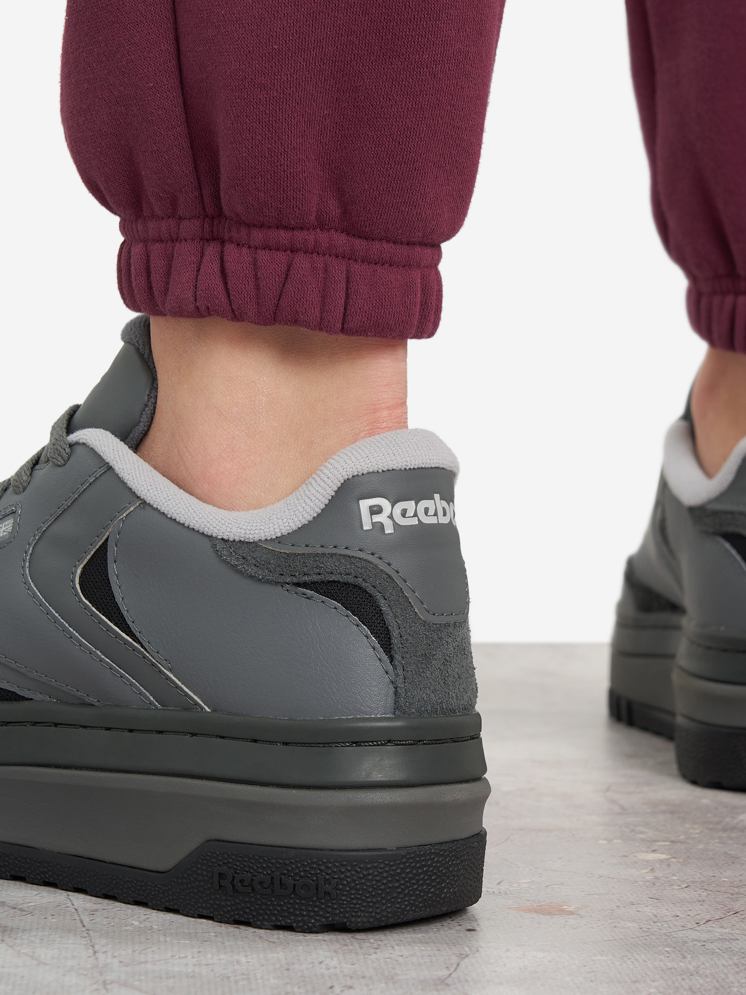 фото Кеды женские reebok club c extra, серый