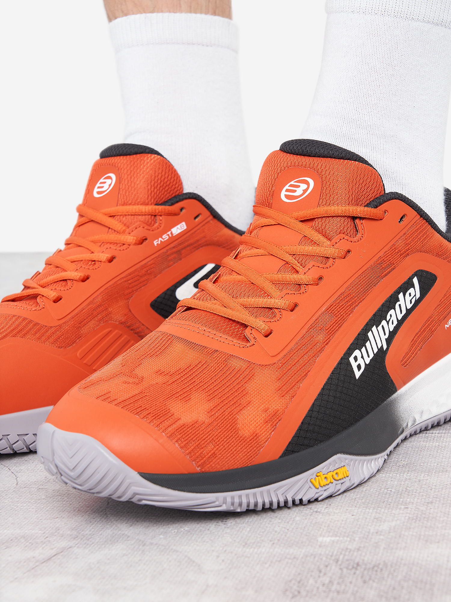 фото Кроссовки мужские bullpadel neuron vibram 25 v, коричневый
