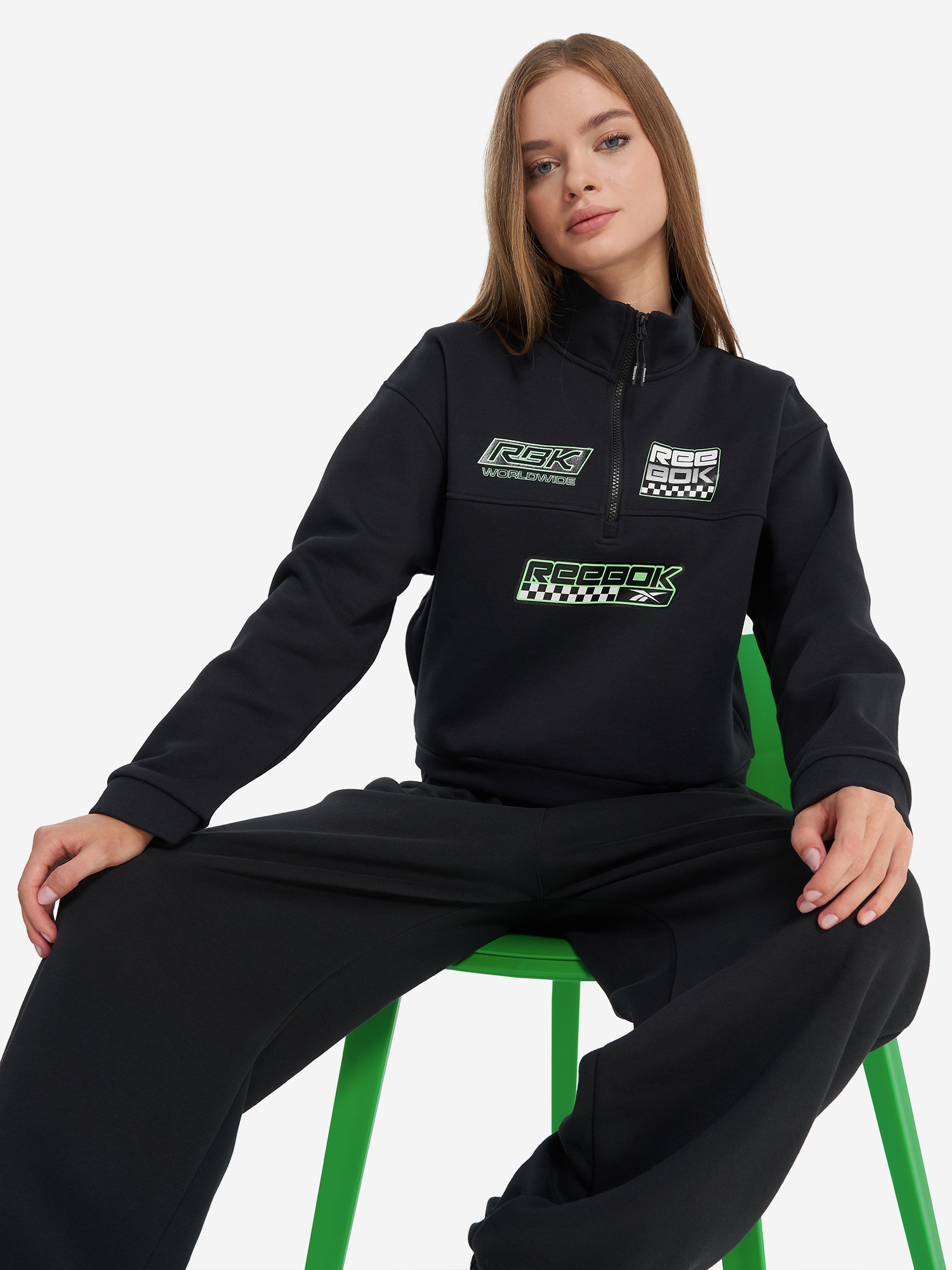фото Толстовка женская reebok graphic, черный