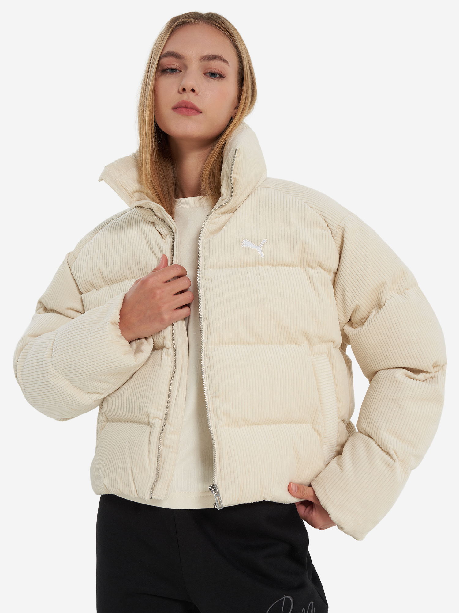 фото Пуховик женский puma wardrobe ess corduroy, бежевый