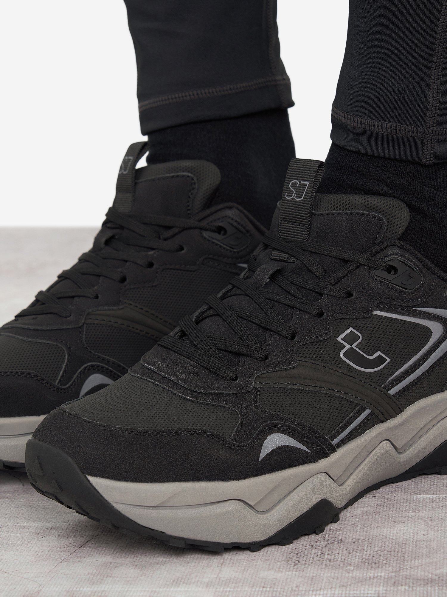 фото Кроссовки мужские safety jogger hiro trail, черный