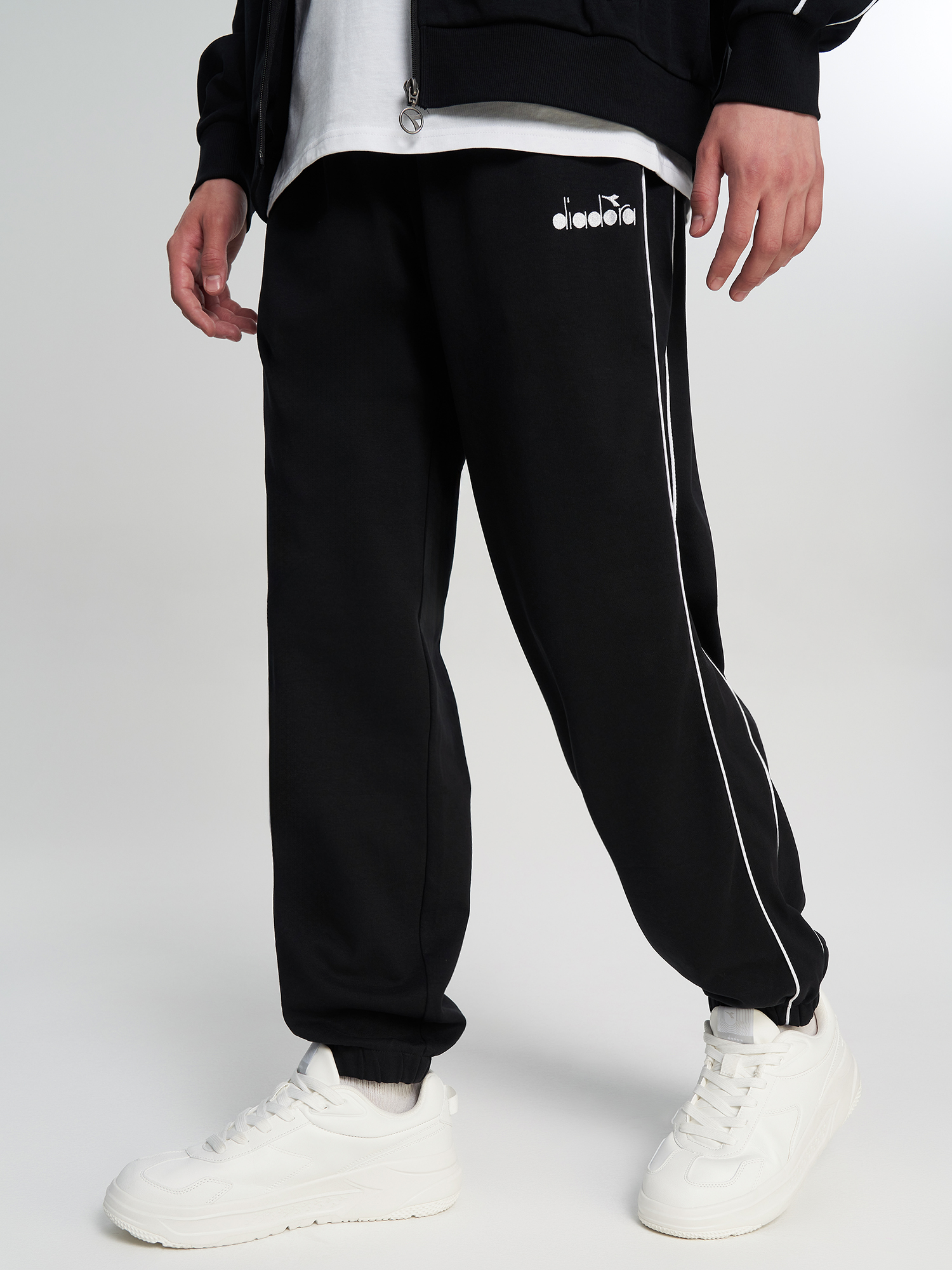 Брюки мужские Diadora, Черный
Брюки мужские Diadora, Черный
