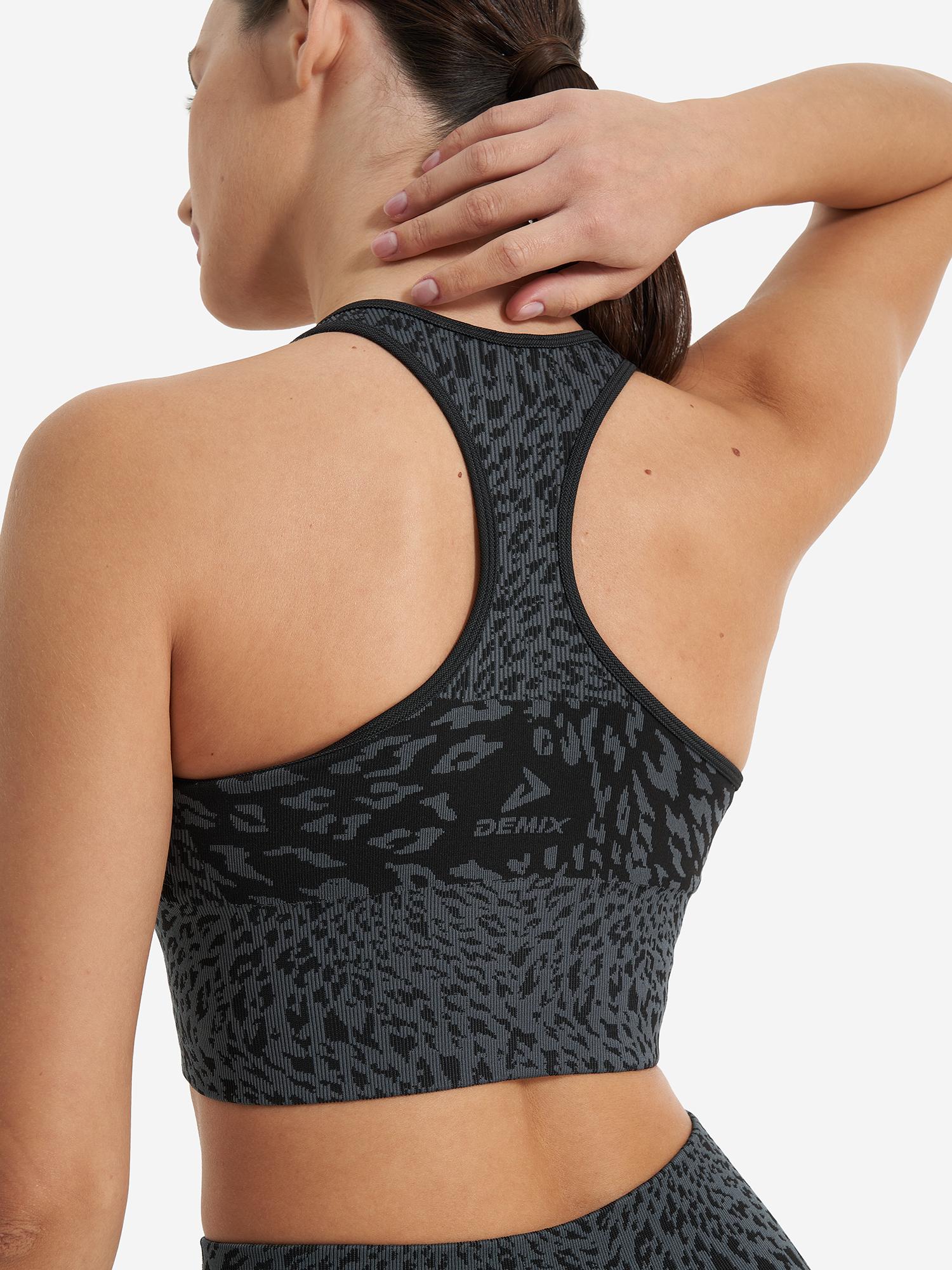 фото Топ бра спортивный demix highflow yoga seamless longline, черный