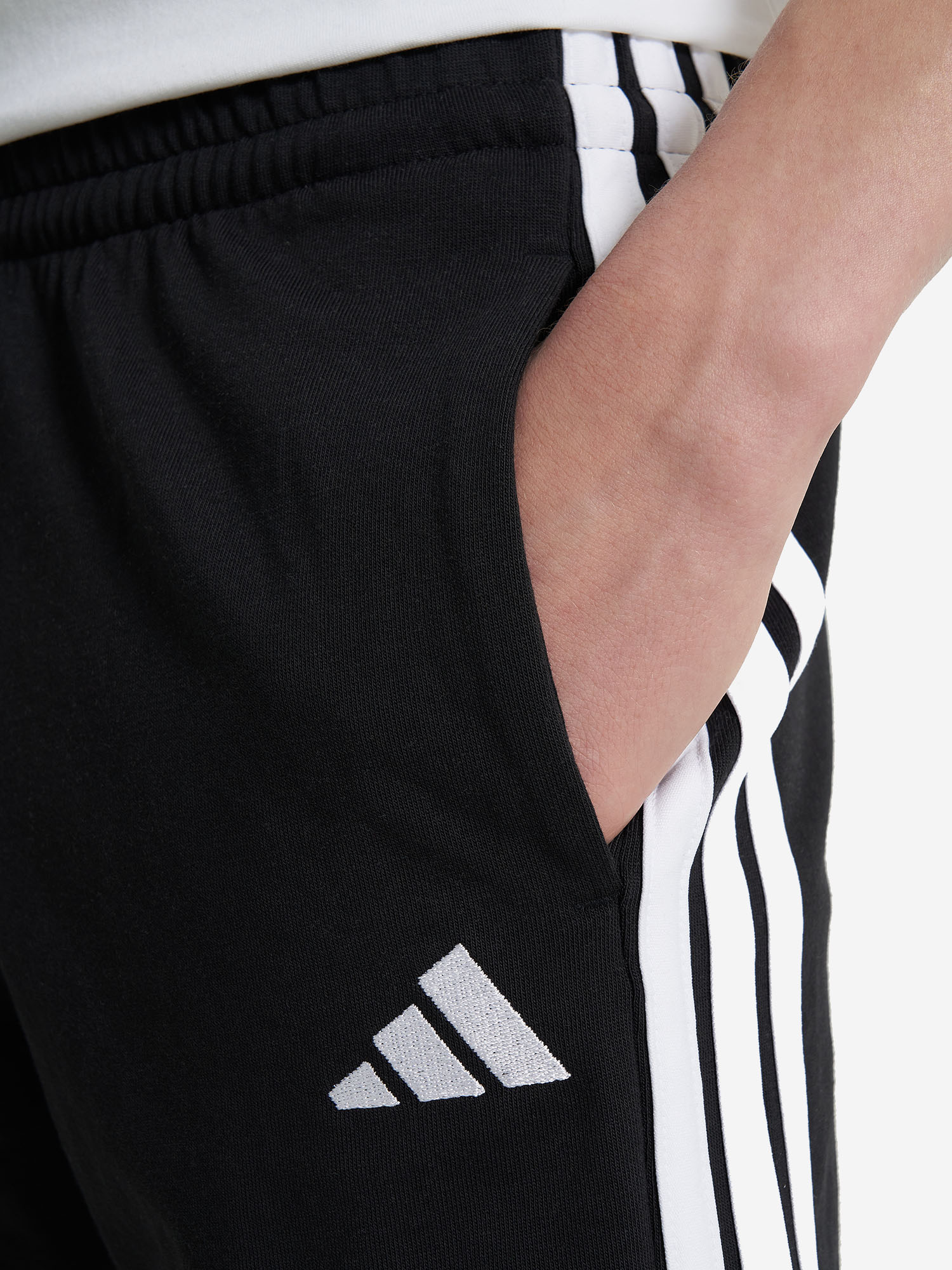 фото Шорты для мальчиков adidas, черный