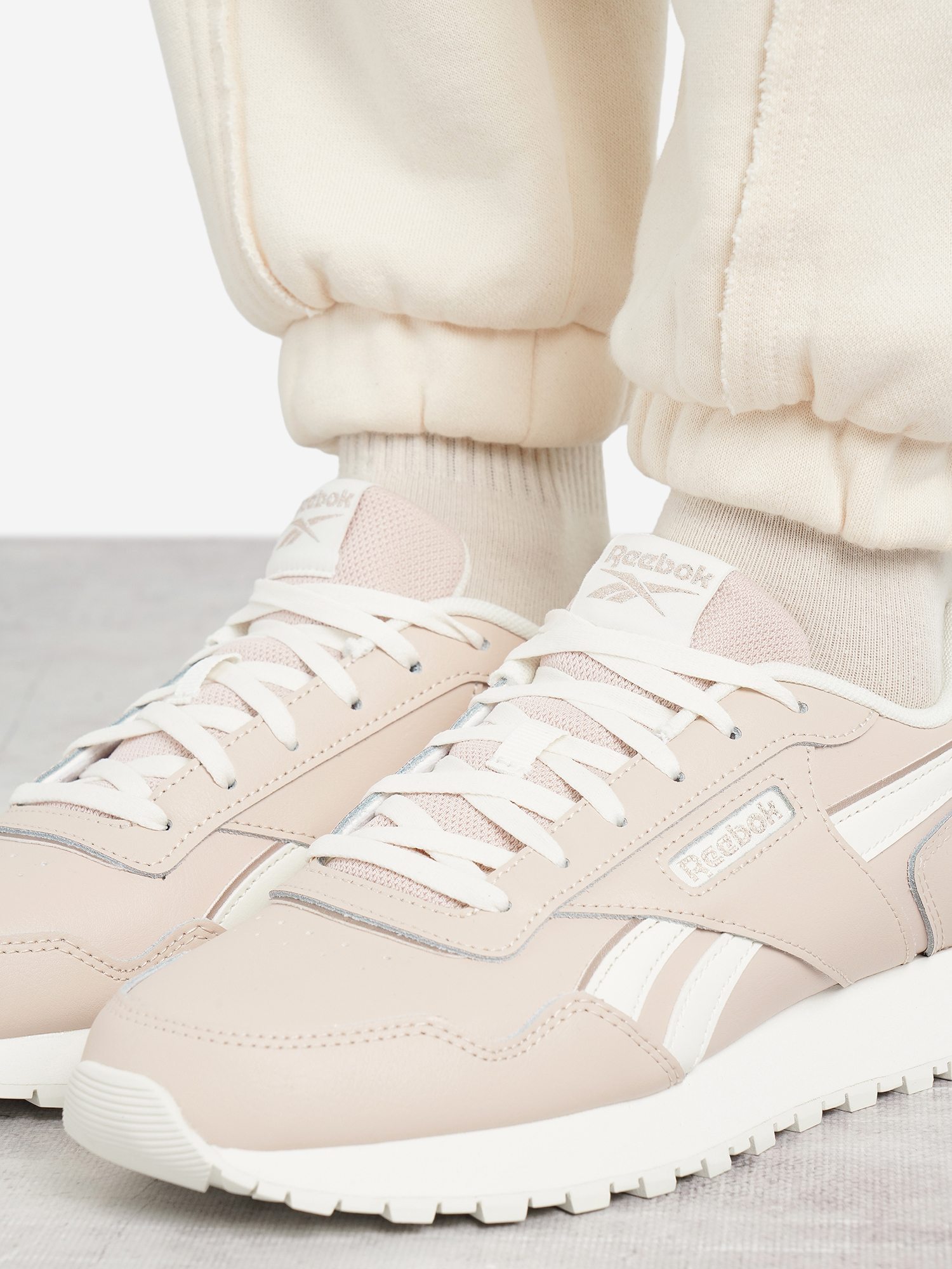 фото Кроссовки женские reebok glide, бежевый