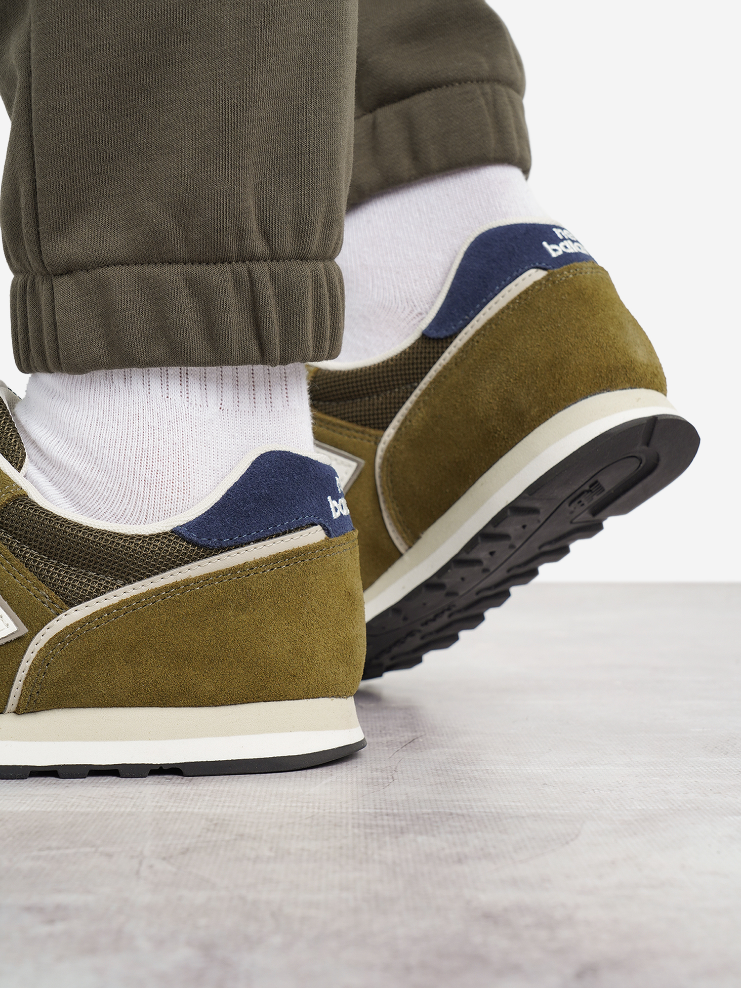 фото Кроссовки мужские new balance 373, коричневый