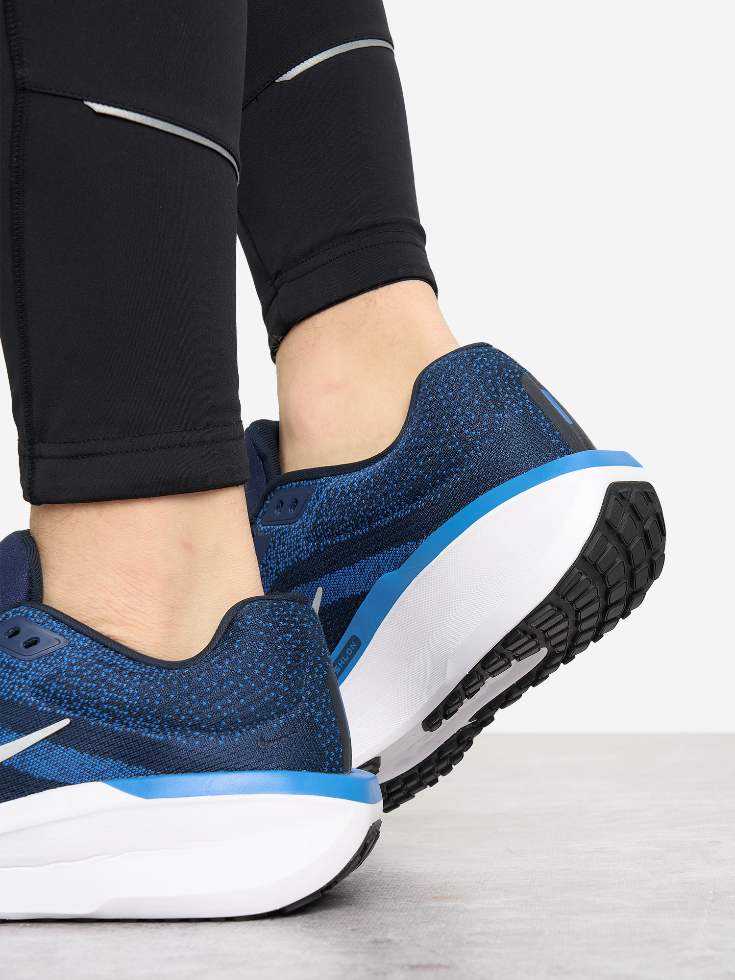 фото Кроссовки мужские nike winflo 11, синий