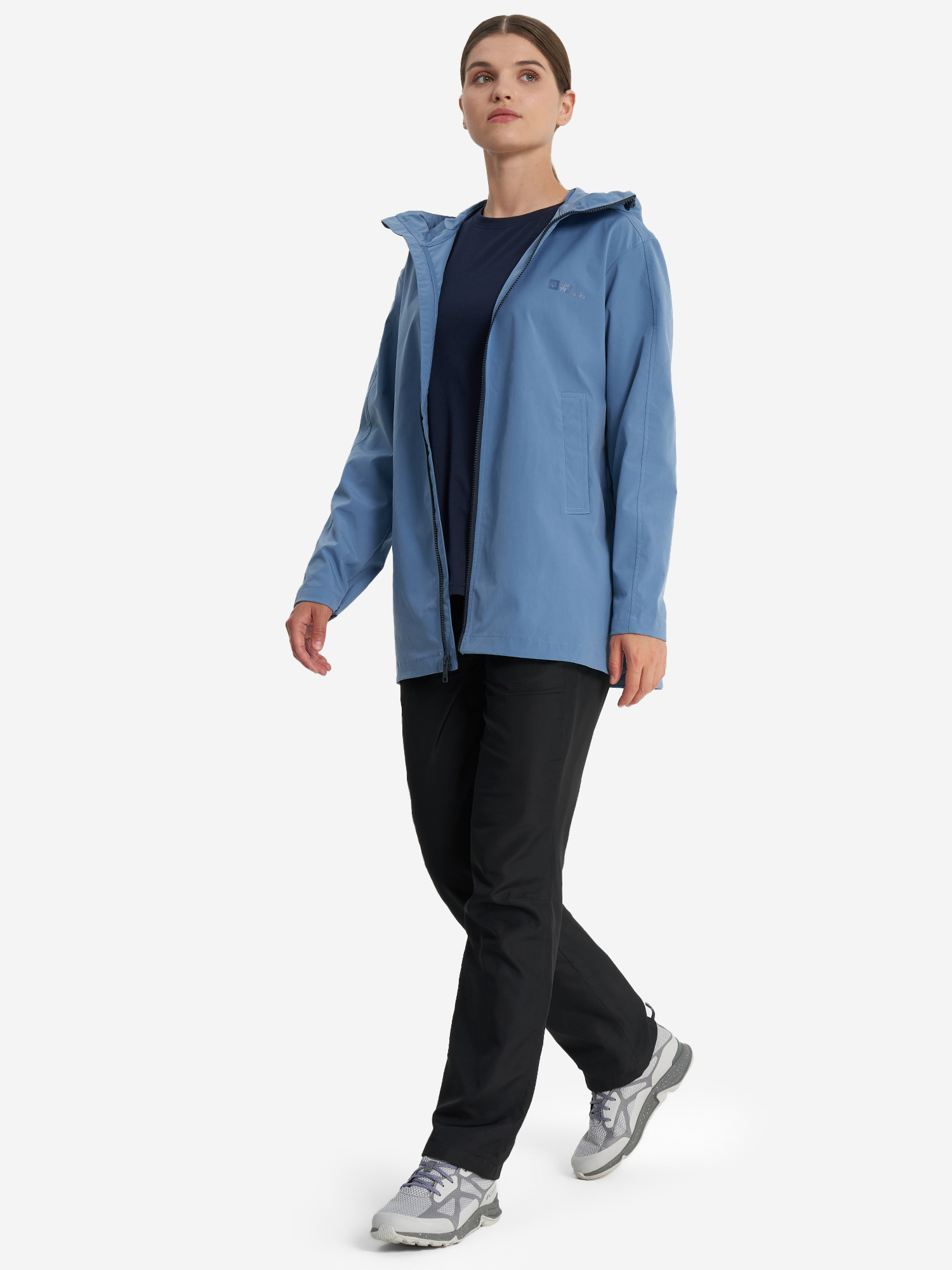 фото Ветровка женская jack wolfskin desert, голубой