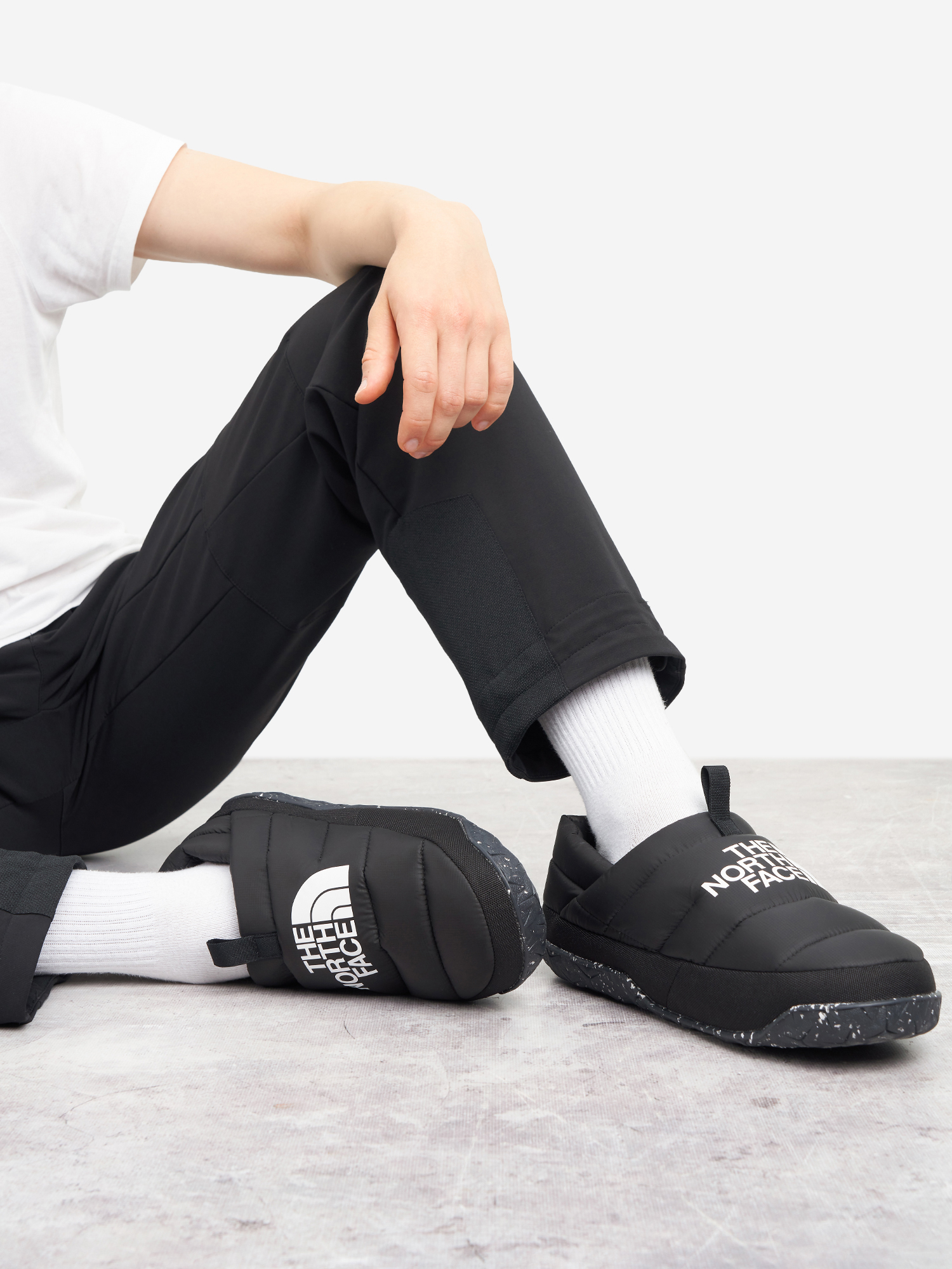 фото Слипоны утепленные мужские the north face nuptse mule, черный
