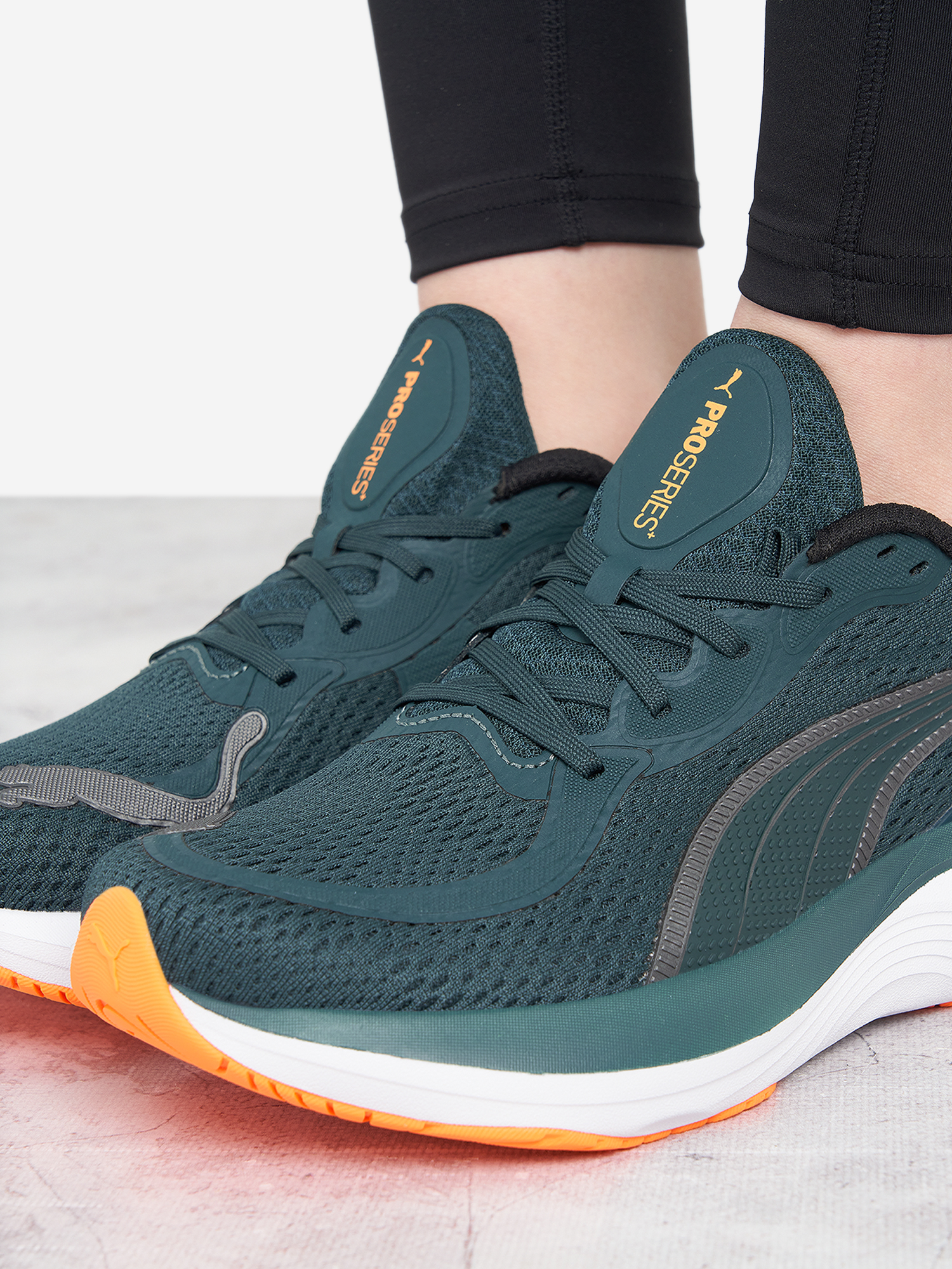 фото Кроссовки женские puma scend pro 2, зеленый