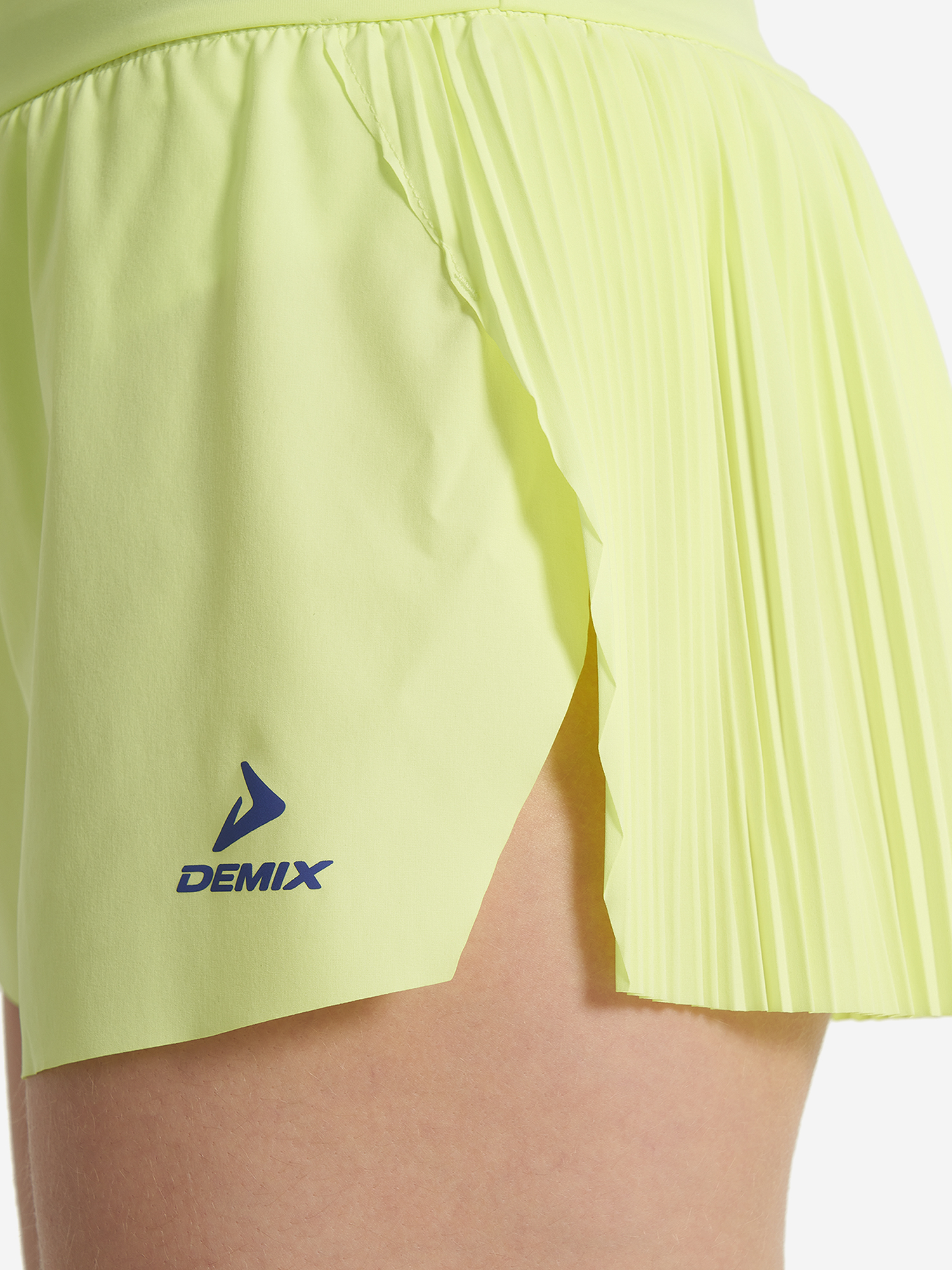 фото Шорты женские demix running tech, зеленый