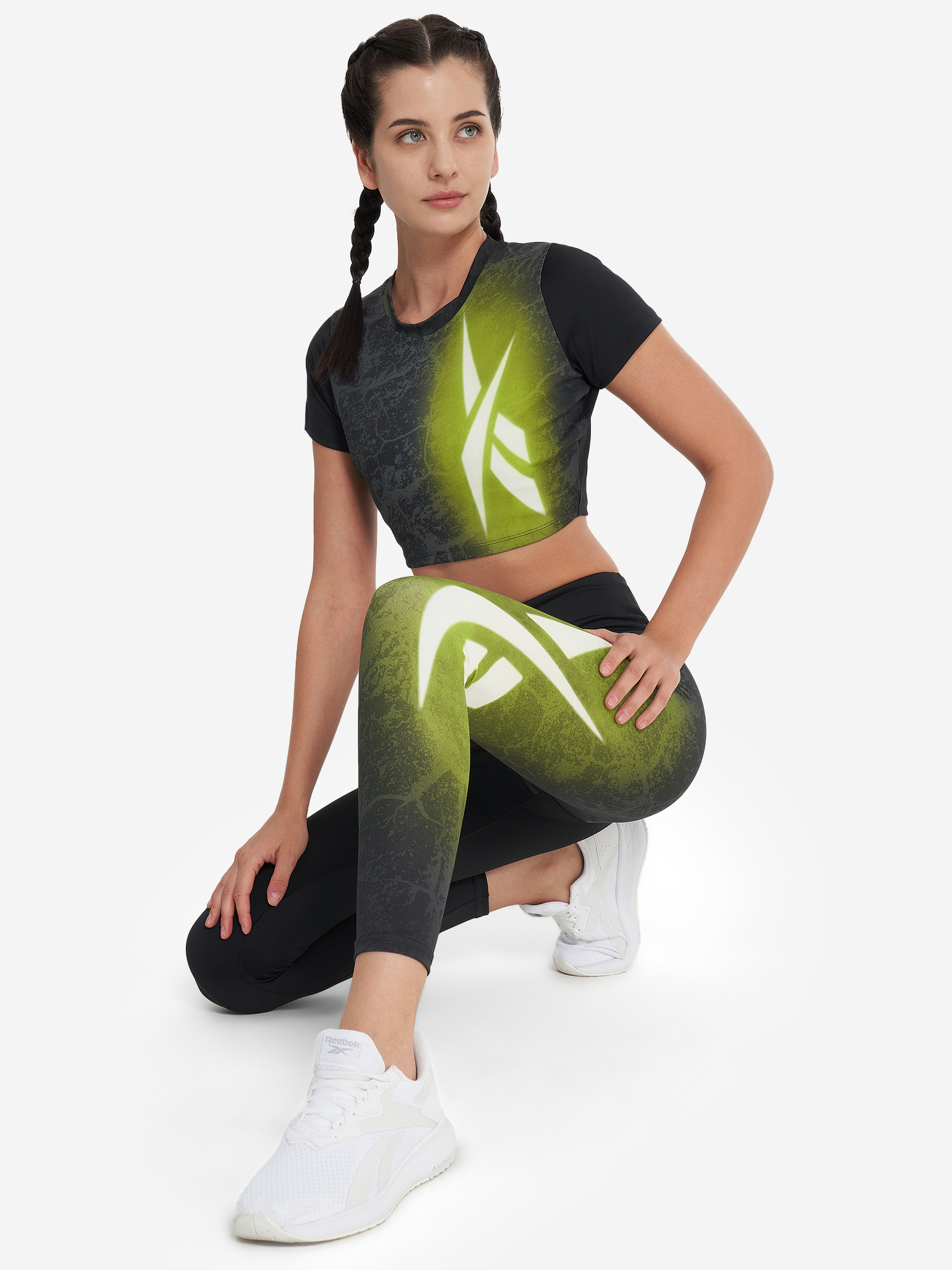 фото Футболка женская reebok lux bold cropped, черный