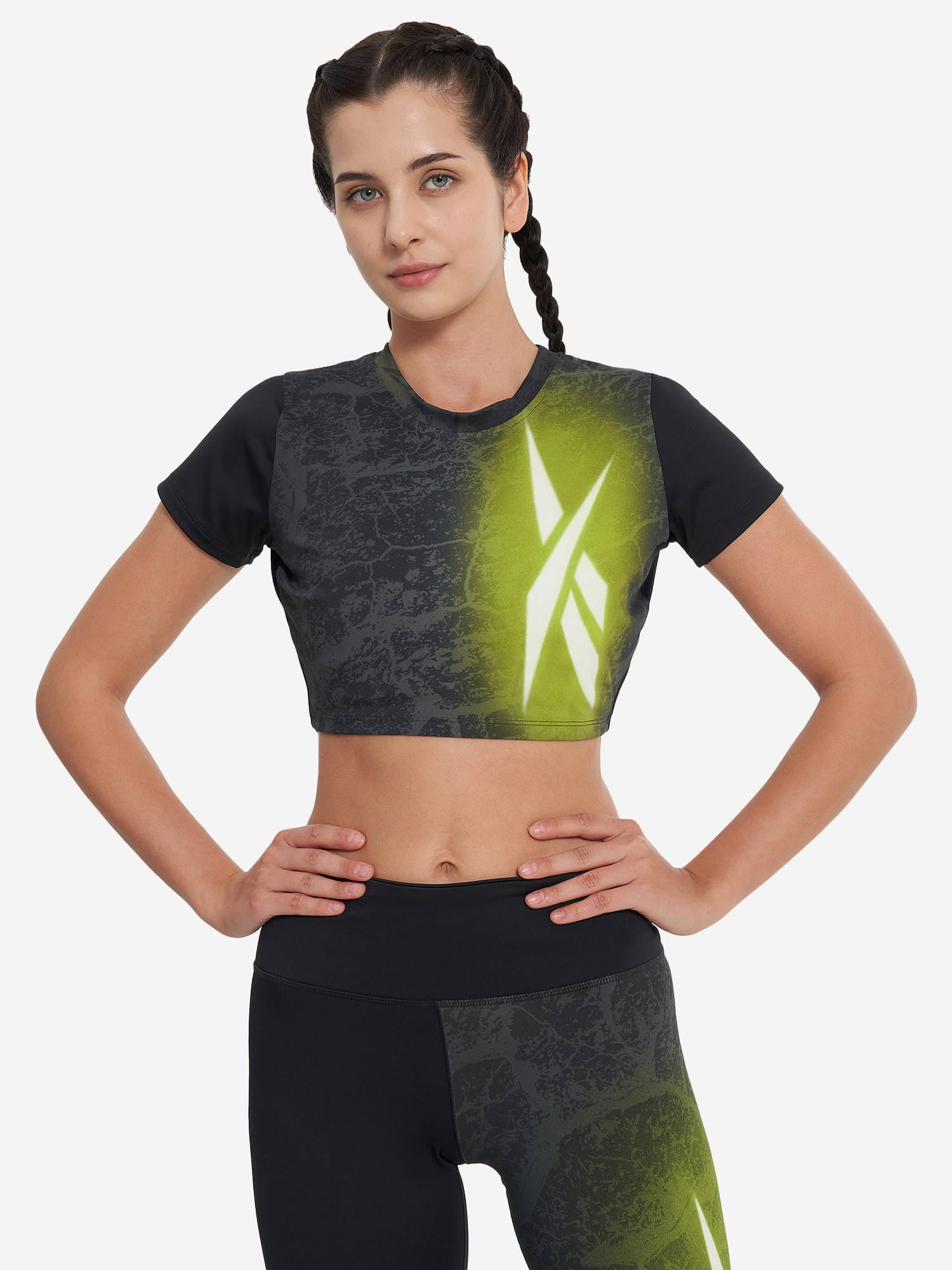 фото Футболка женская reebok lux bold cropped, черный
