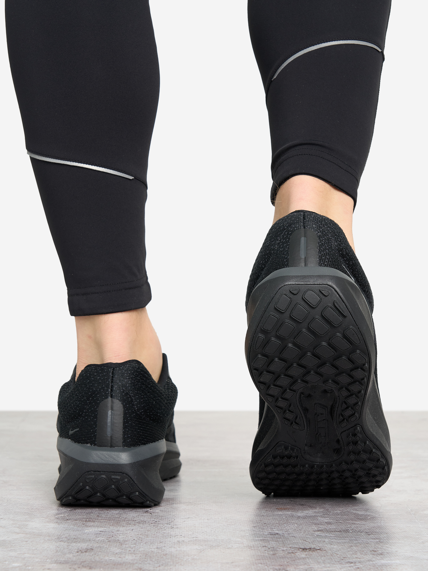 фото Кроссовки мужские nike winflo 11, черный