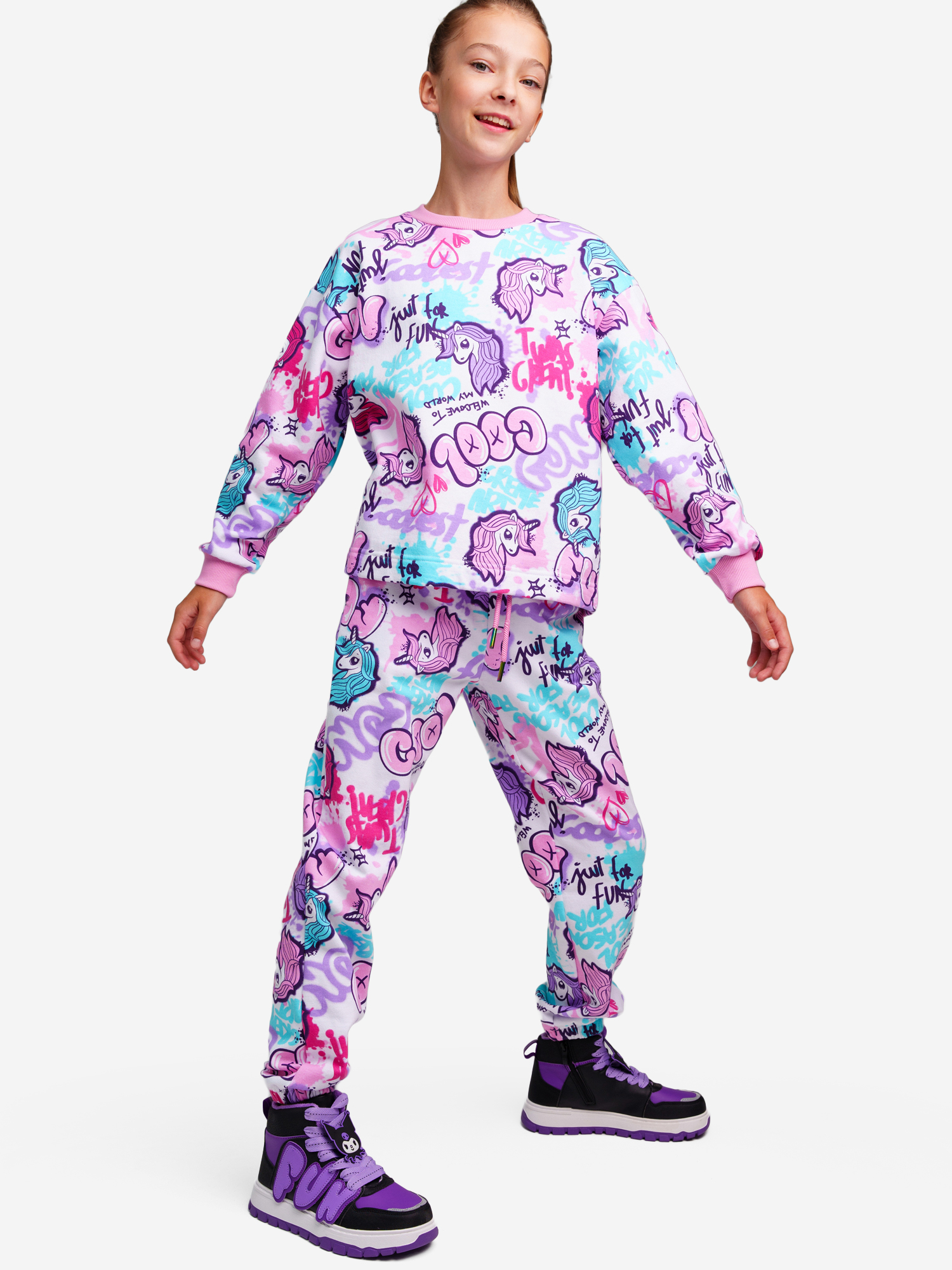 Комплект для девочек: толстовка, брюки PlayToday, Мультицвет
Комплект для девочек: толстовка, брюки PlayToday, Мультицвет