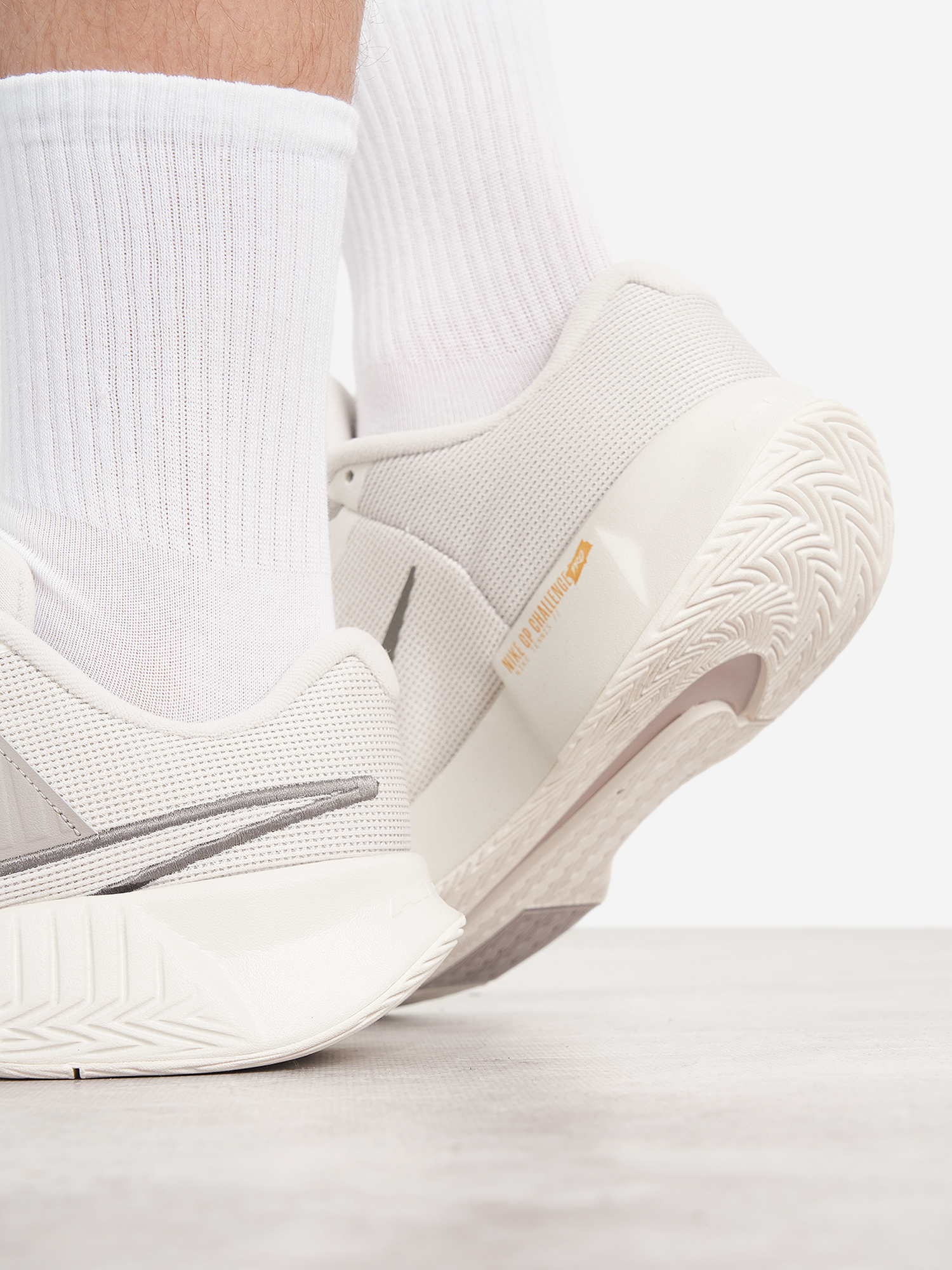 фото Кроссовки мужские nike gp challenge pro prm, серый