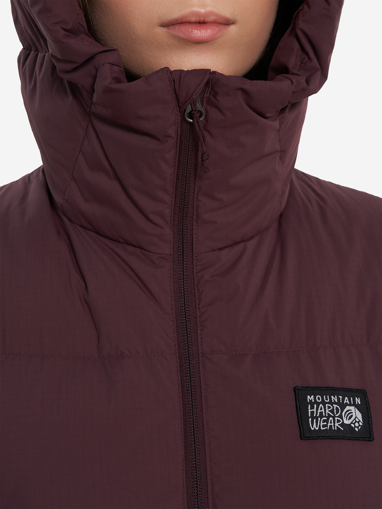 фото Пуховик женский mountain hardwear nevadan down long parka, фиолетовый