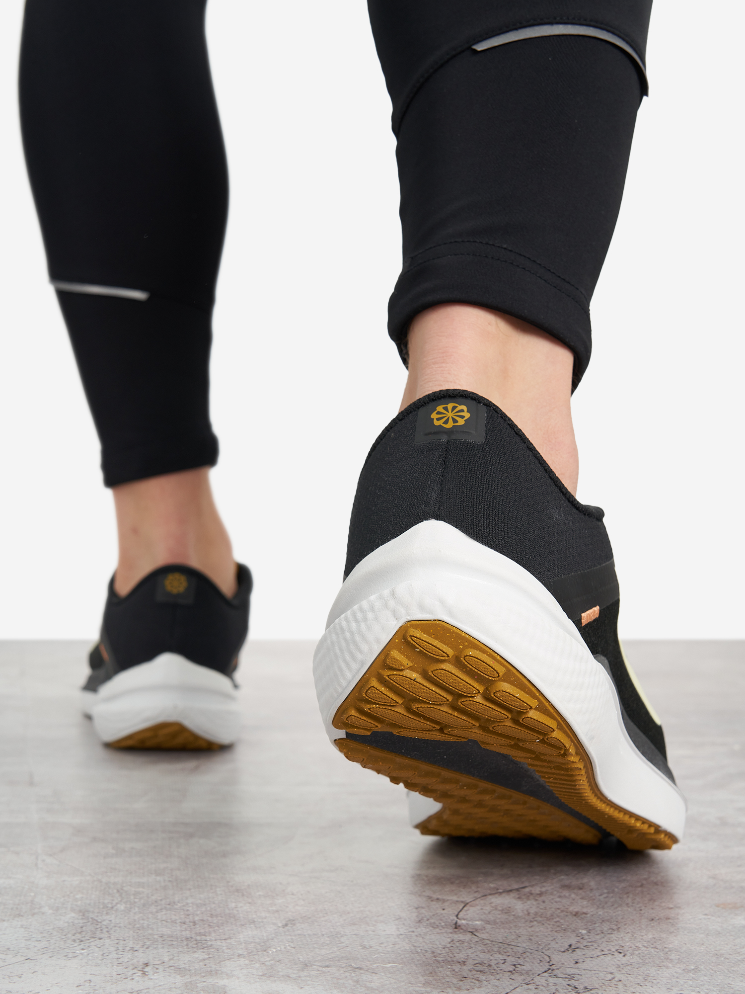 фото Кроссовки мужские nike air winflo 10, черный