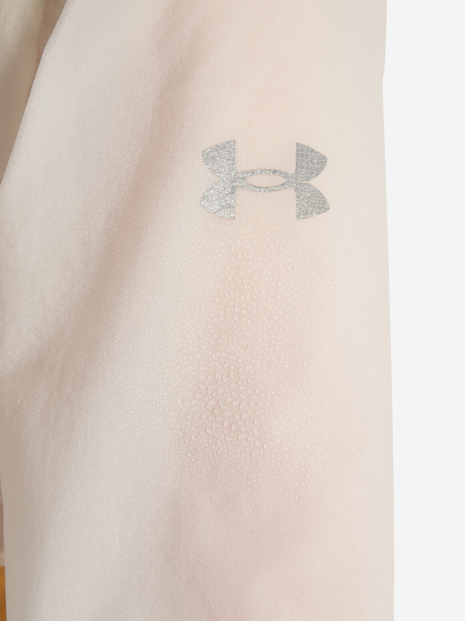 фото Ветровка женская under armour trail run, бежевый