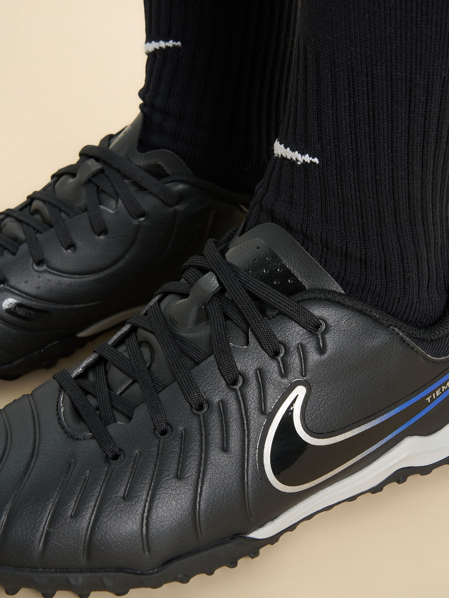 фото Бутсы для мальчиков nike jr. tiempo legend 10 academy, черный
