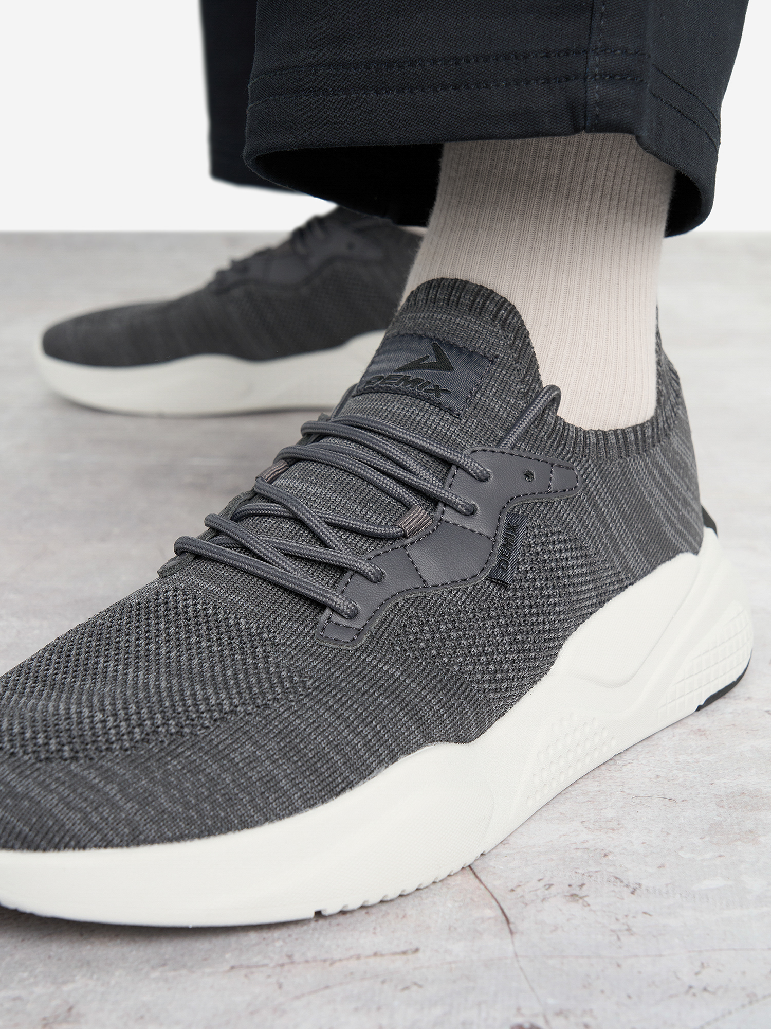 фото Кроссовки мужские demix sprinter vibe knit, серый