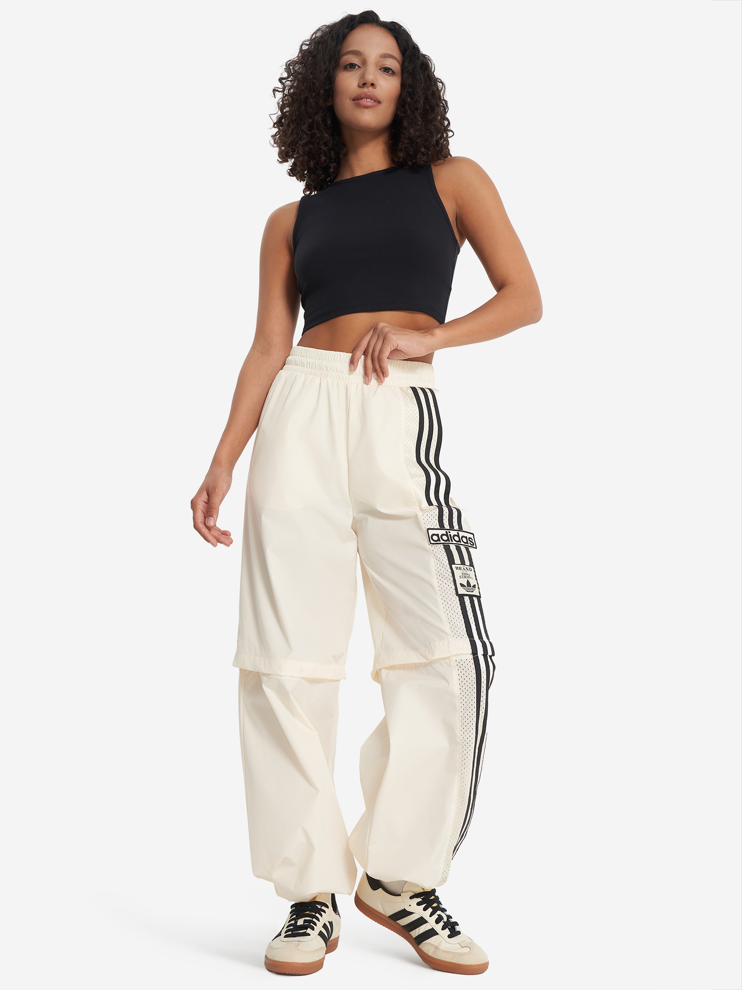 фото Брюки женские adidas, бежевый